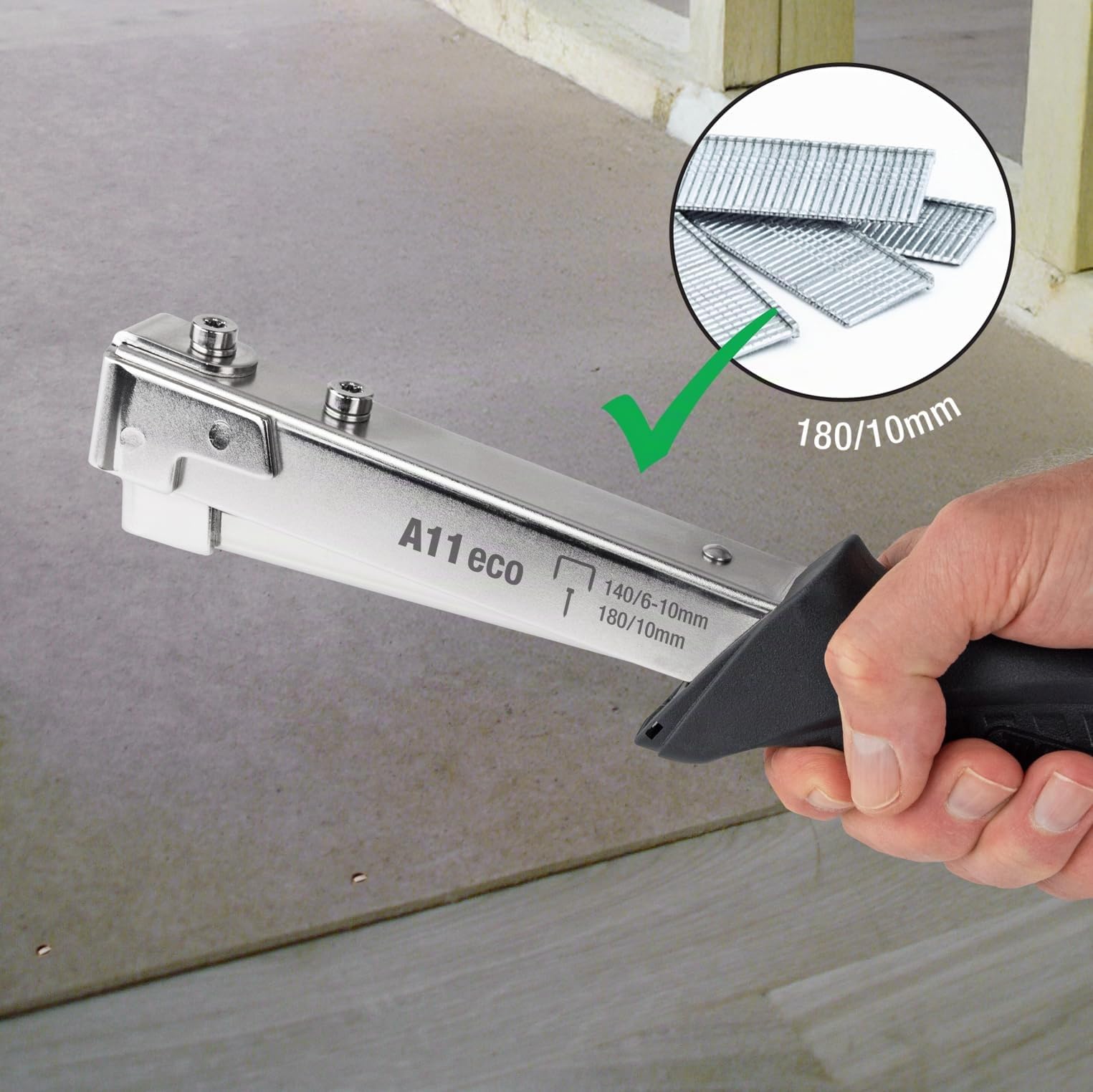 Tacwise 1793 ECO A11 Marteau Agrafeuse/Cloueuse avec 500 Agrafes de Type 140, 500 Clous de Type 18G et un ECO Dégrafeur