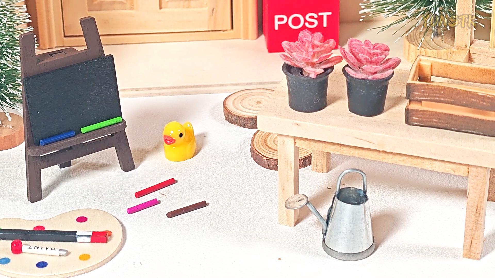 Wichtel Zubehör Set – Miniatur Mal-Utensilien Für Puppenhaus & Wichteltür | Inkl. Staffelei, Tafeln, Topfpflanzen & Gießkanne, 1/12 Maßstab
