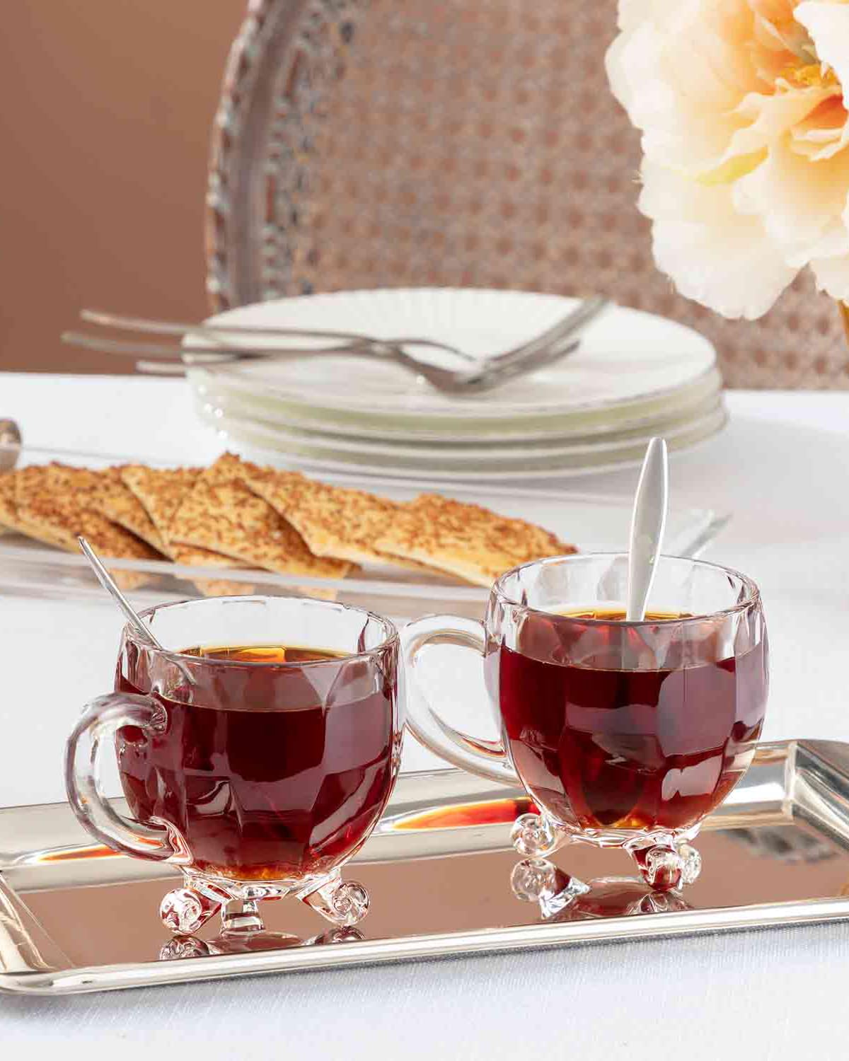 Madame Coco Priour 4'lü Çay Fincanı