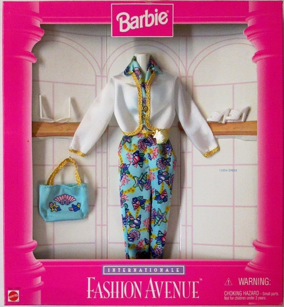 Barbie International Fashion Avenue: Summer Collection by Barbie :  Amazon.it: Giochi e giocattoli
