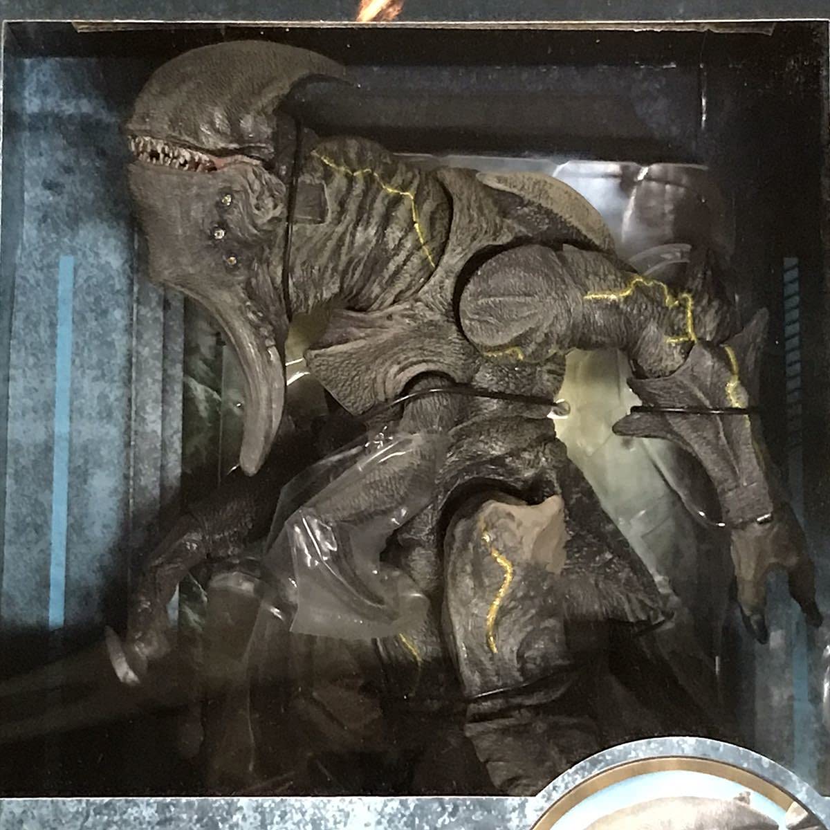 Amazon.co.jp: NECA ネカ パシフィック・リム カイジュウ ウルトラ 