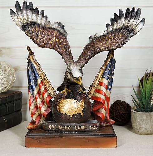 Miniatura 9 de Ebros Gift Alas patrióticas de gloria águila calva descansando en el globo con mapa de América y 2 estrellas con bandera de lentejuelas figura con