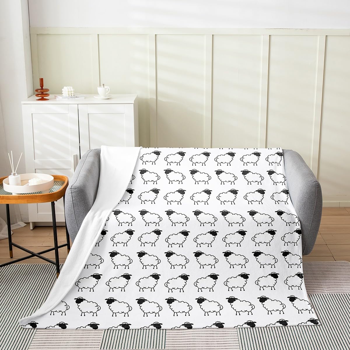 Erosebridal Sheep Cartoon Throw Blanket Twin 60x80, Cute Animal Hand-Drawn Blanket, Geometric Rustic Fleece Blanket, Modern Simple Theme Flannel Blanket for Kids Teens Boys