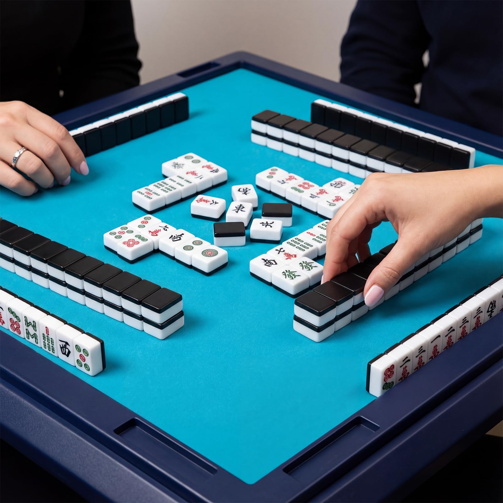 Abbylike Mini Chinesisches Mahjong Set, 144 Fliesen Tragbares Mahjong Komplettset mit Crossbody-Tasche & 2 Würfeln, authentisches Reisespiel für Erwachsene & Familie für Outdoor-Spaß, Reisen