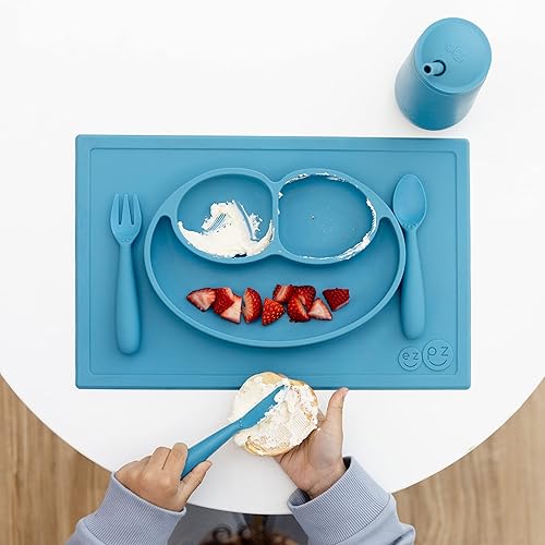 Miniatura 4 de ezpz Happy Utensils  Más de 24 meses (azul)  Utensilios para niños pequeños sin BPA  Tenedor, cuchara y cuchillo para niños pequeños y preescolares