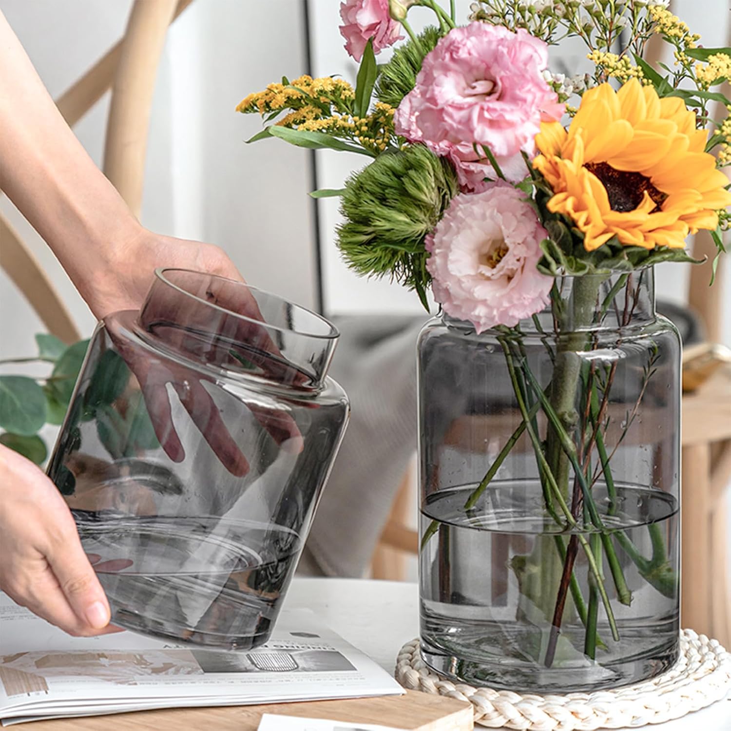 KOIUEYW 9 Inch Tall Vases for Flowers, Large Glass Vase for Centerpieces, Clear Glasses Home Decor Modern Jarrones Decorativos for Wedding Living Room Dining Table (Gray)