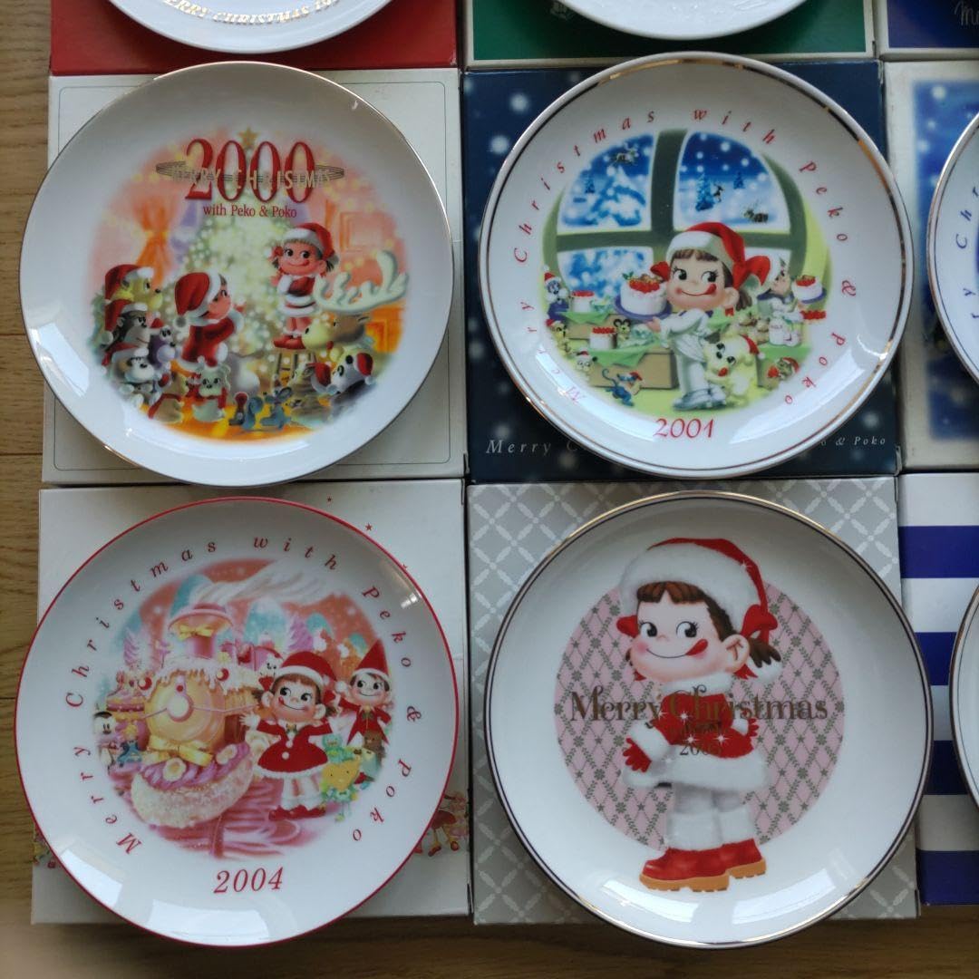 Amazon.co.jp: 不二家 ペコちゃん 皿 クリスマスプレート&ペコ