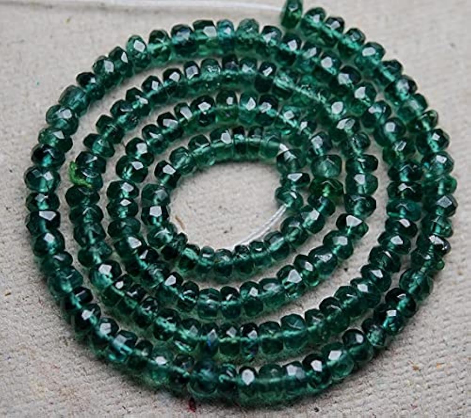 Apatite chrome vert perles de lithothérapie 4mm pour bijoux bien-être