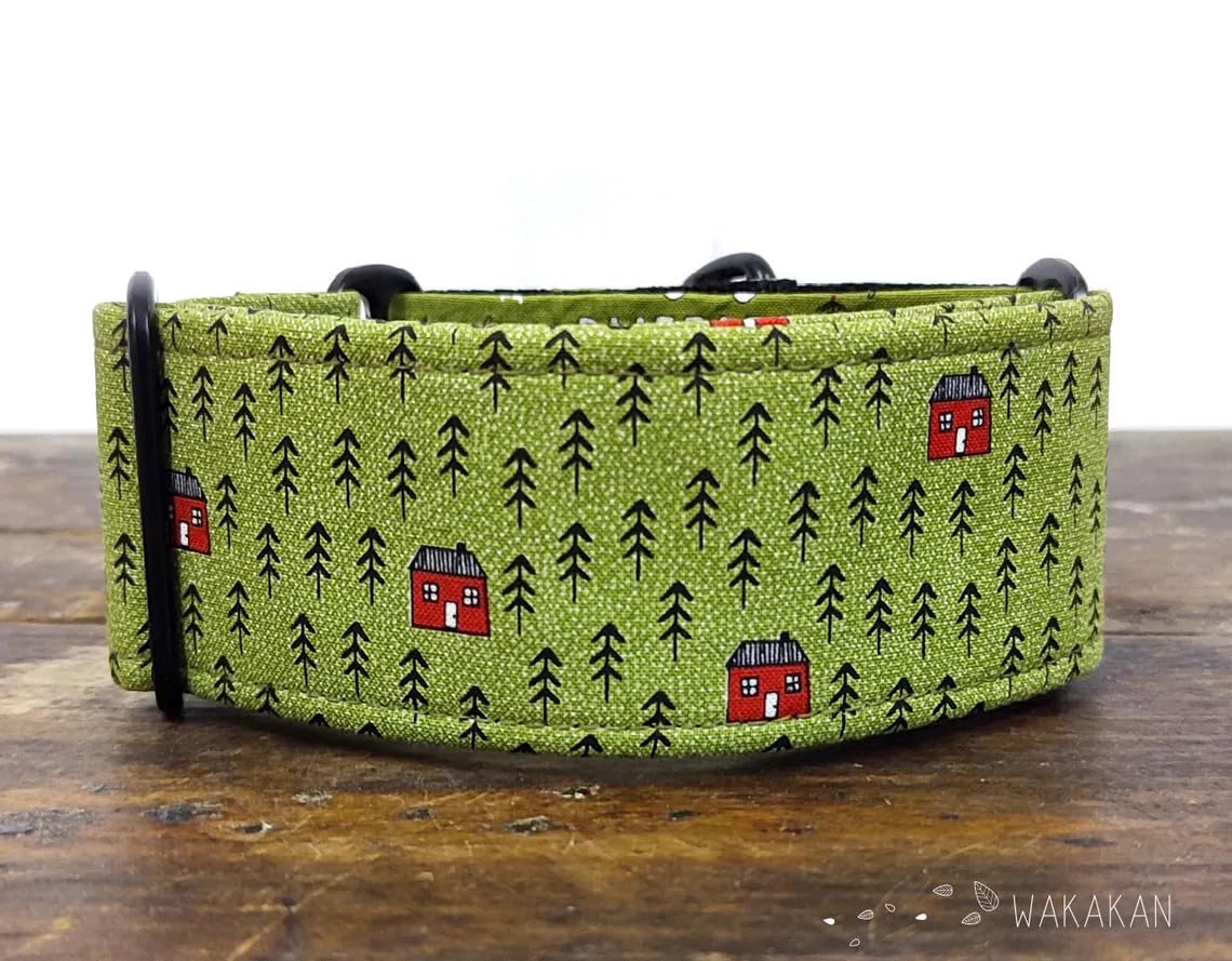 Collar Martingale Para Perro: Xmas Cabin, Hecho a Mano en España por Wakakán