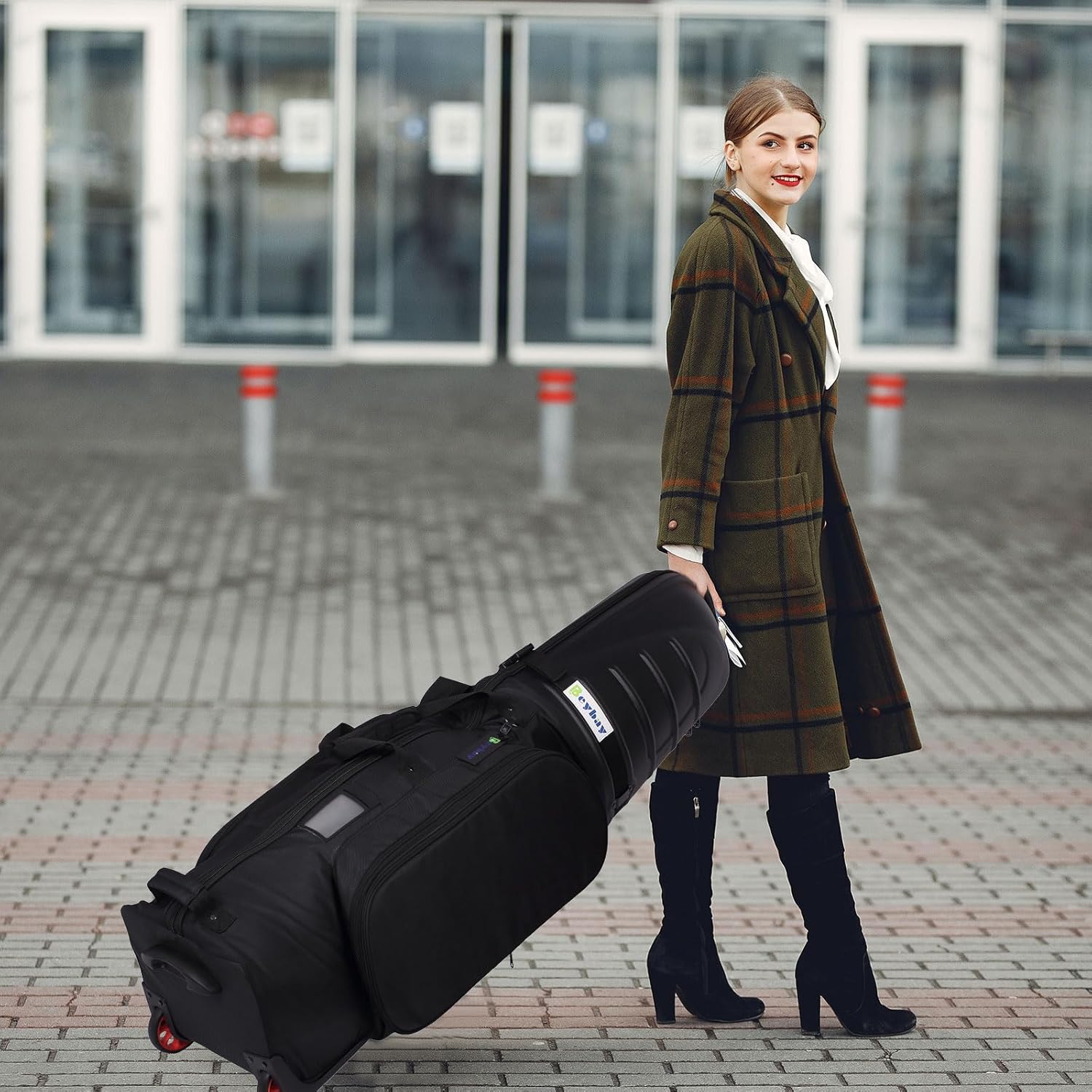Golf Travel Bags for Airlines with Reinforced Wheels and Hard Case Top, Lightweight and Easy to Maneuver, Excellent Zipper Protect Your Clubs