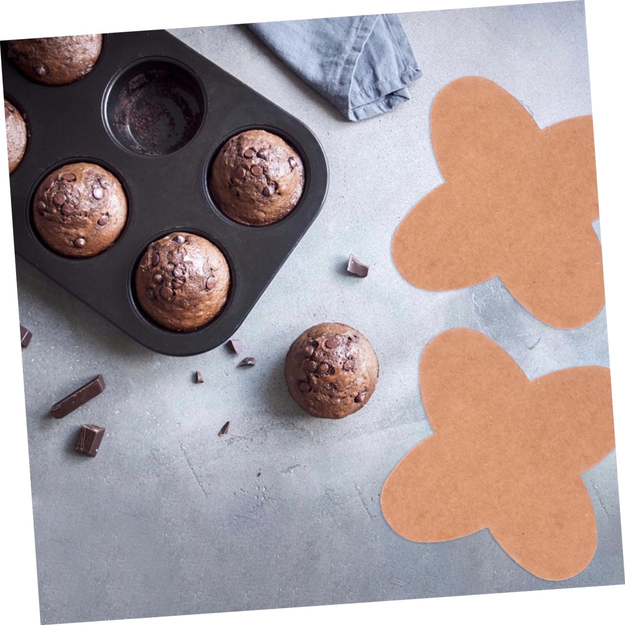 Mikinona 200piezas Bandejas De Cartón Kraft Para Chocolate De Soporte Para Trufas y Dulces Para Decoración De Fiestas y Para Embalaje De Chocolates y Eventos Especiales