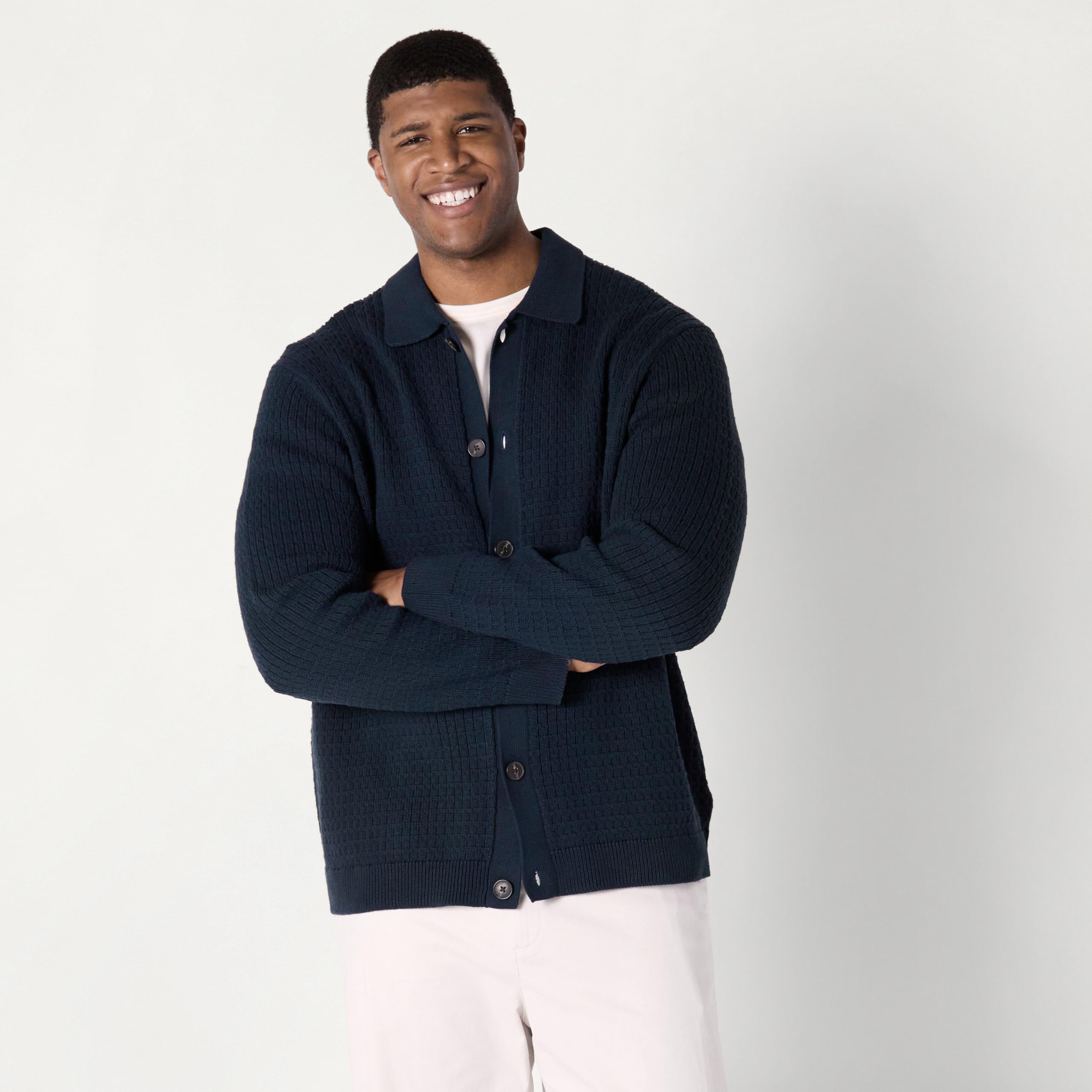 Amazon Essentials Homme Pull Cardigan Décontracté avec Col Coupe Décontractée
