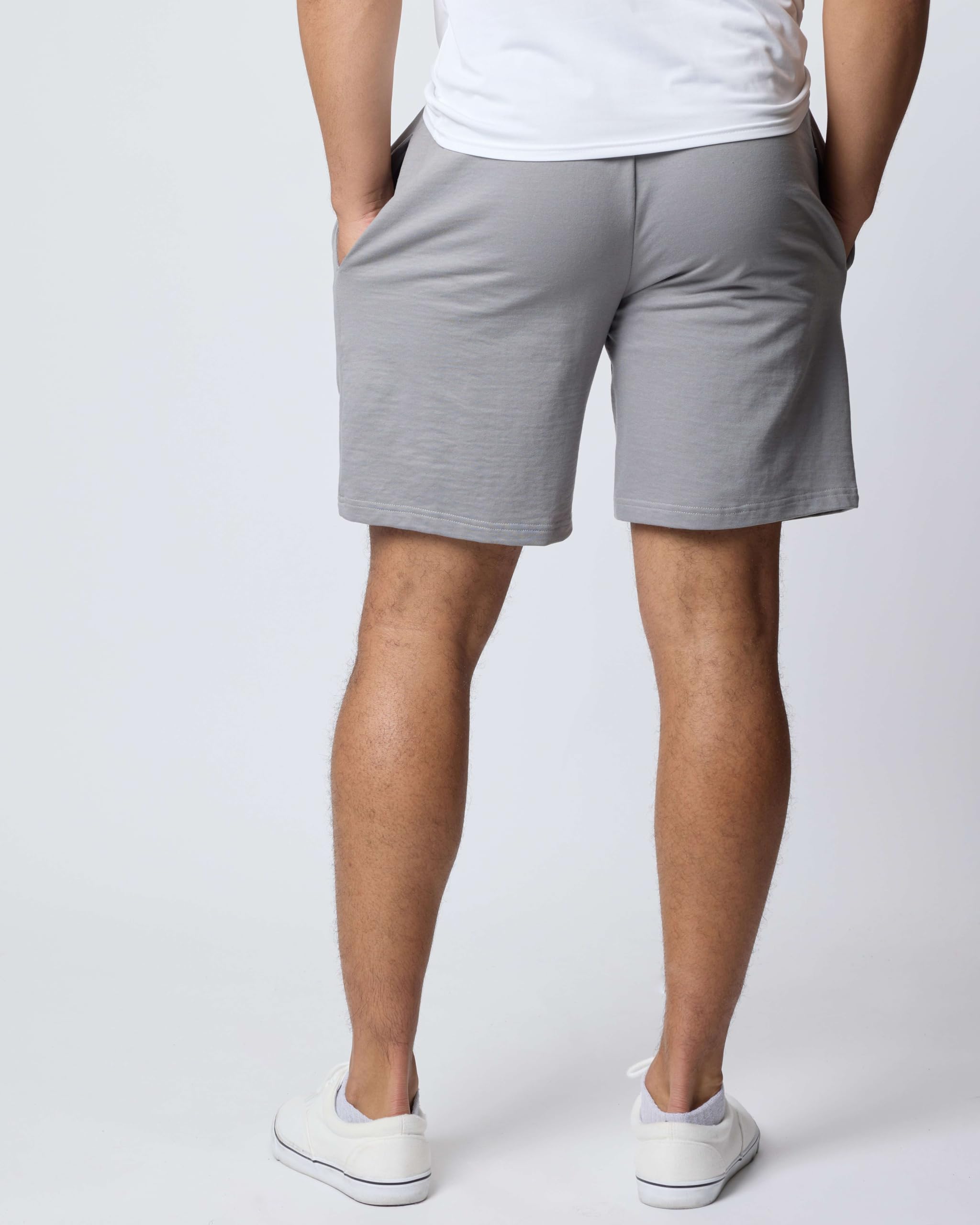 Real Essentials 3er-Pack: Herren-Sweatshorts aus Baumwolle, 22,9 cm, French Terry, lässige Lounge-Shorts mit Taschen (erhältlich in Big & Tall)