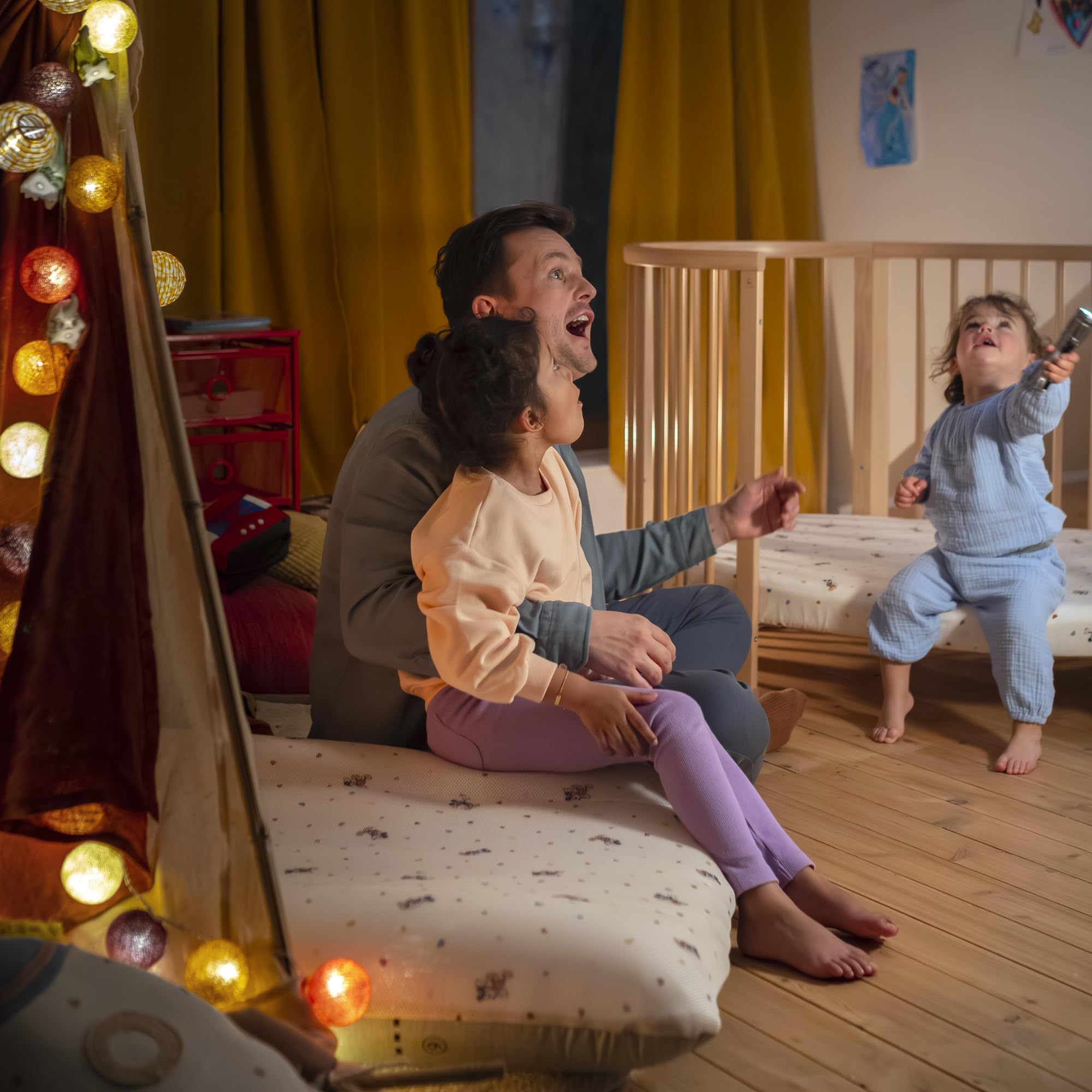 Stokke JetKids CloudSleeper, Mickey Celebration - Inflatable Kids