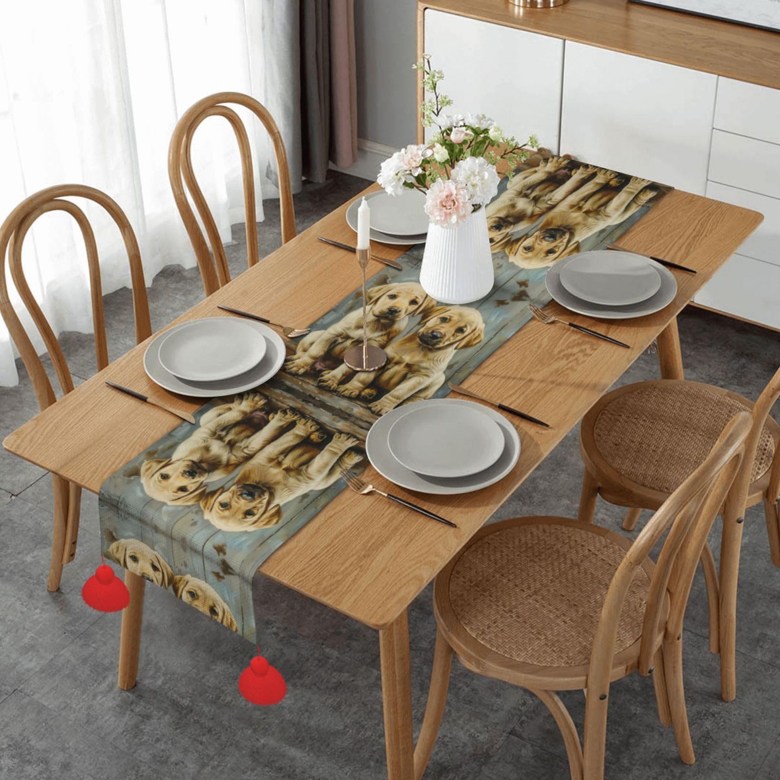 Chemin de table chiot au tissage raffiné pour buffet de mariage