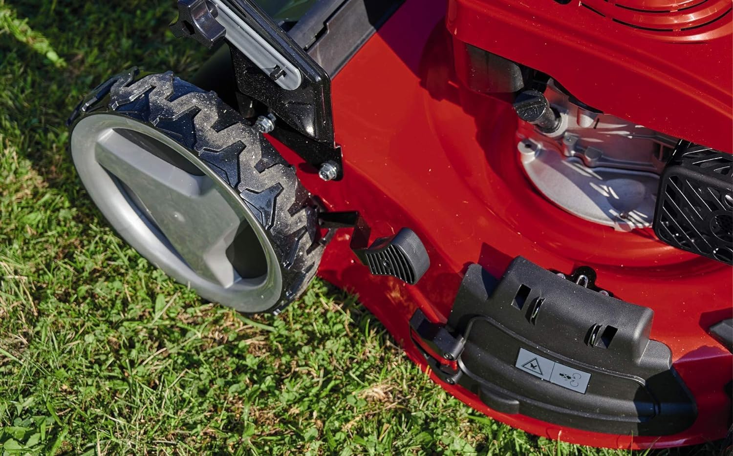 Einhell Benzin-Rasenmäher GC-PM 51/3 S HW (2.7 KW, 4-Takt-Motor, 51 cm Schnittbreite, bis zu 1800 m², abschaltbarer Hinterradantrieb, 6-stufige zentrale Schnitthöhenverstellung, Grasfangsack 70 L)