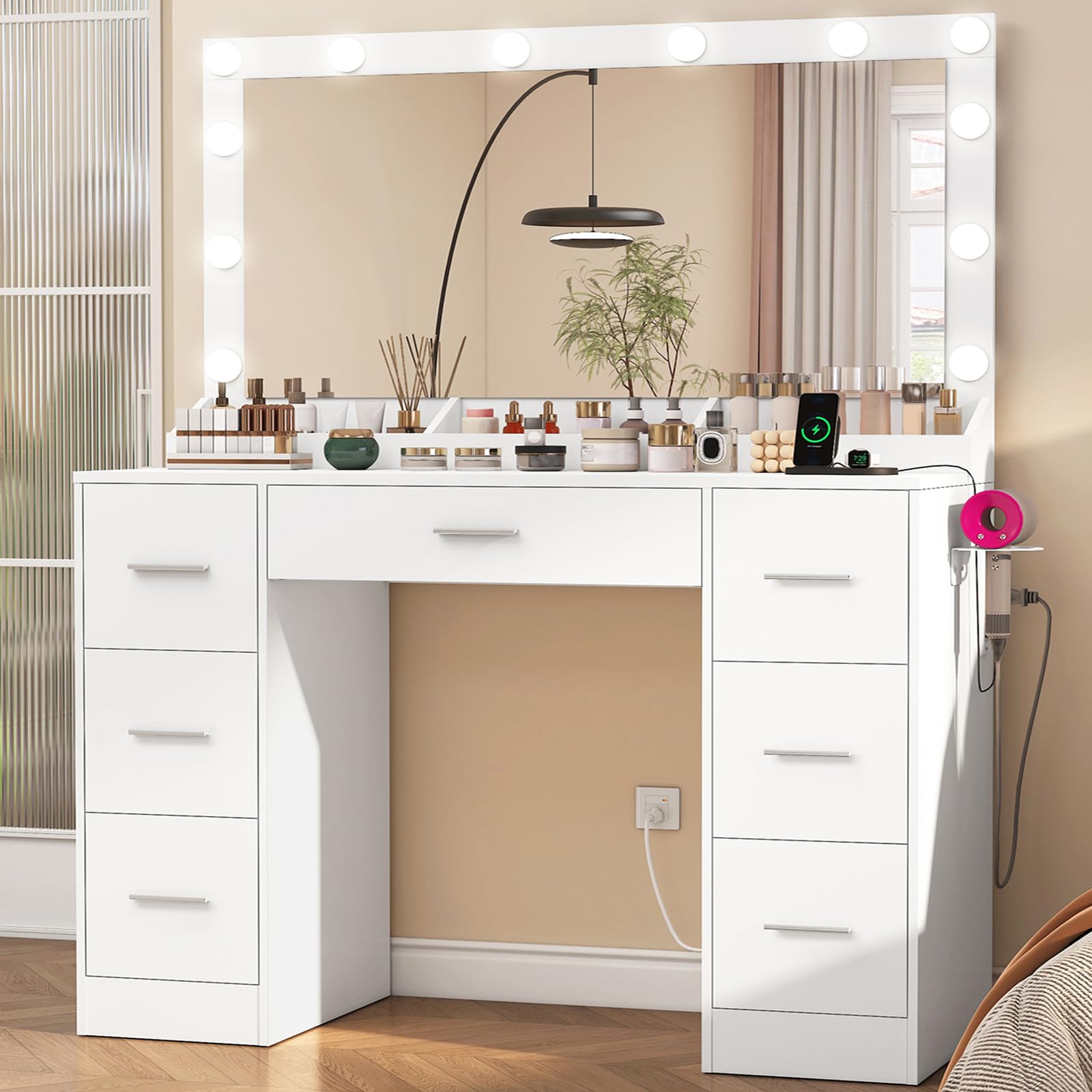 TEENFON Schminktisch mit Beleuchtung, Steckdose, offene Fächer, Schminktisch mit 3 Farben Spiegel, Einstellbarer Helligkeit, Moderne Schminktisch für Schlafzimmer, Weiß, 7 Schubladen Schminktisch