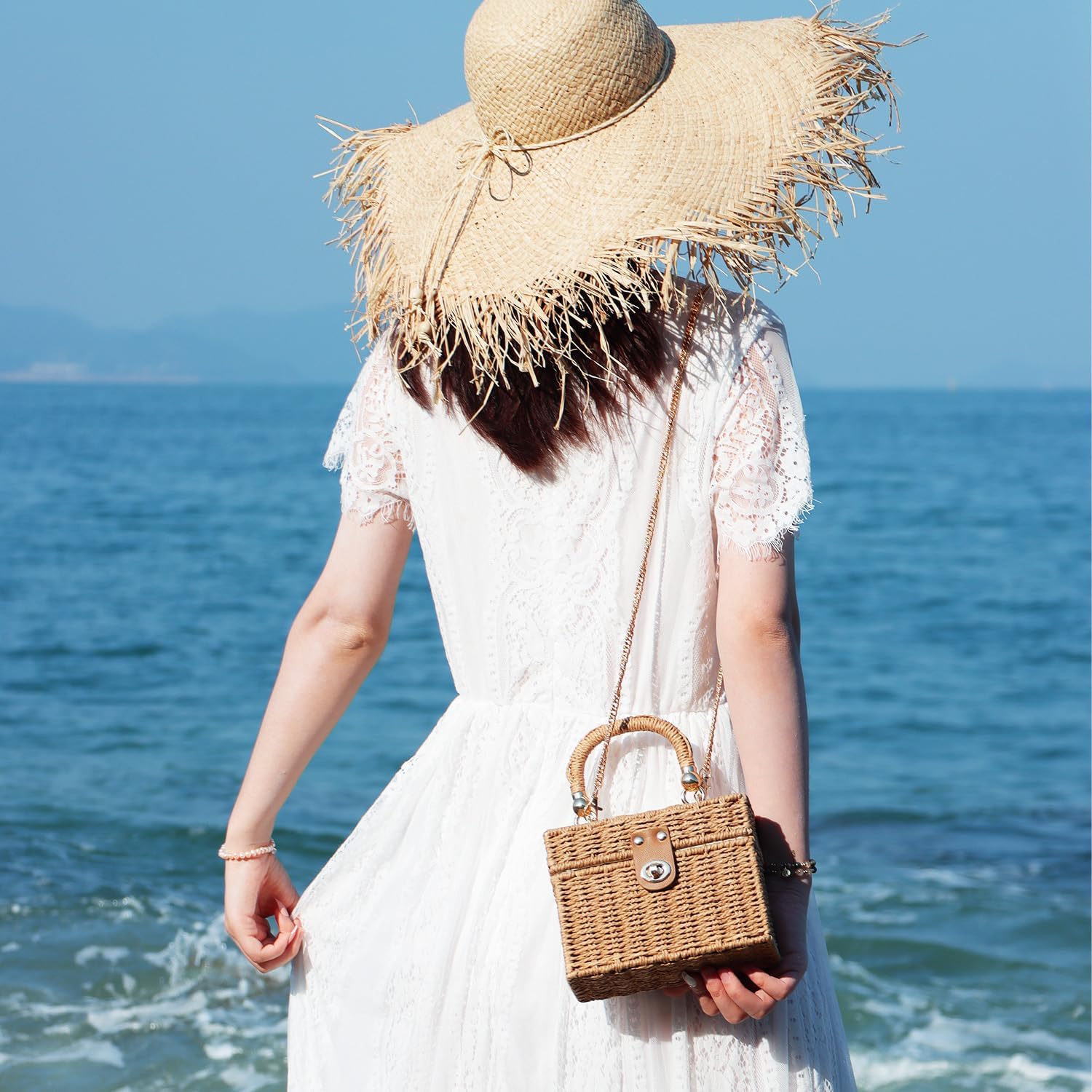 Oweisong Wicker Rattan Purse for Women Summer Beach Woven Straw Tote Bag | Box Basket Bucket, Square Purse, For Vacation, Boho Handbag, Black Beach Bag