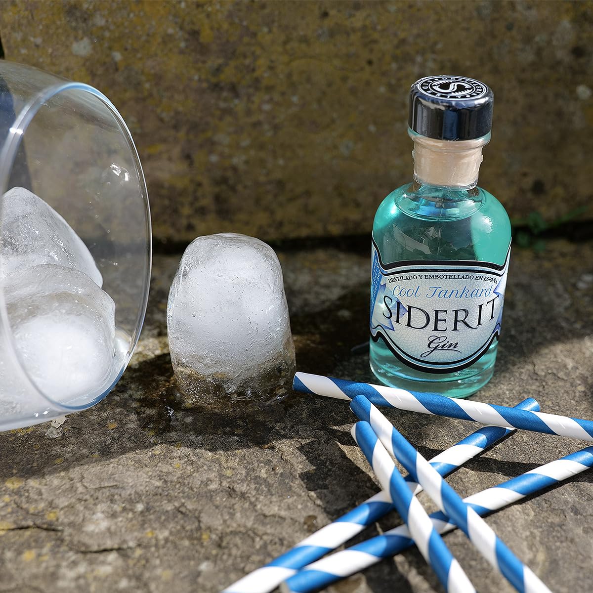 SIDERIT Gin CoolTankard 43% Vol, Pack 12 Miniaturas 50ml – Ginebra artesanal con flor de borraja y botánicos. Destilación en vidrio para pureza excepcional. Dulce y floral.