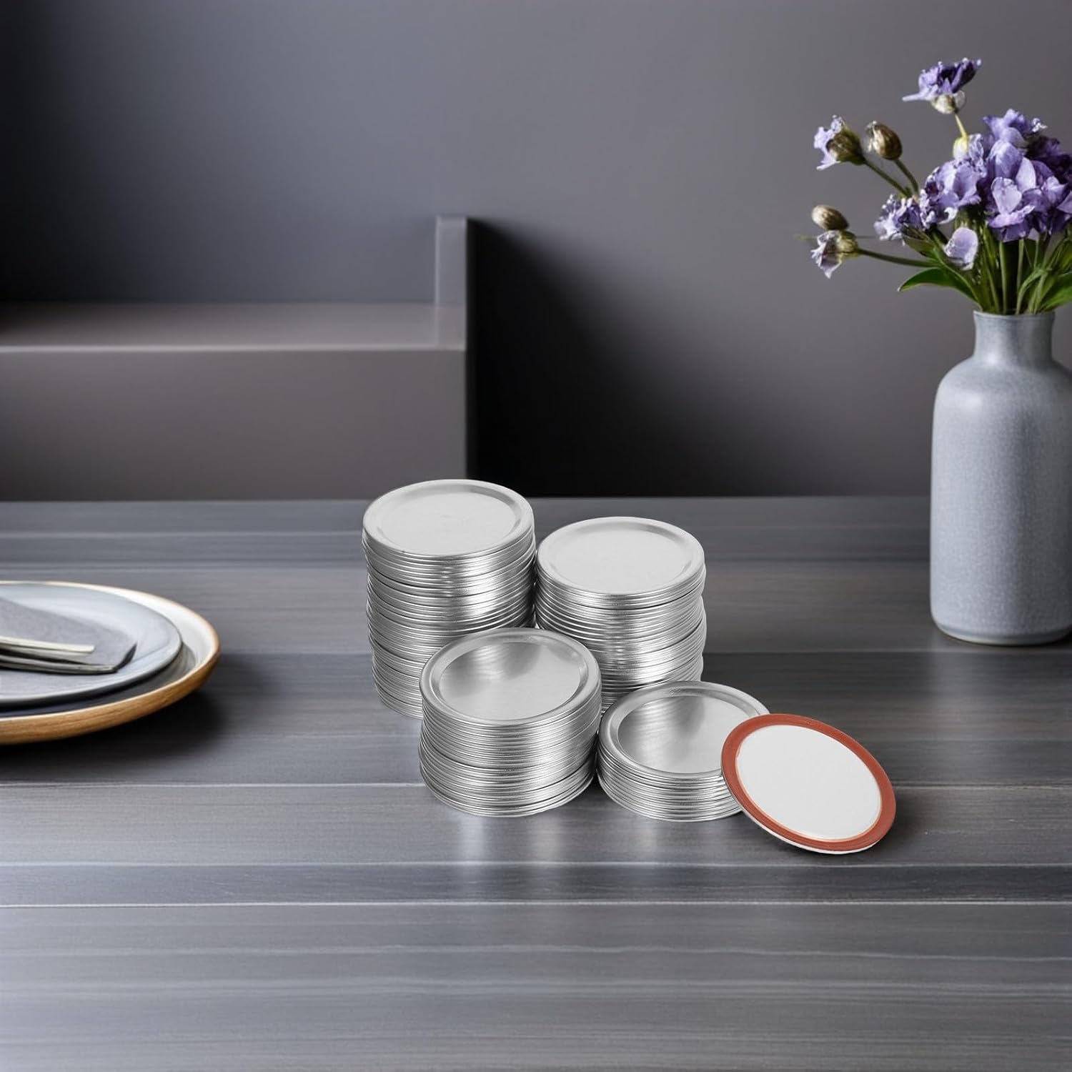 Cabilock 100pcs Mason Jar Lids Regular Mouth 70mm Split-type Metal Rings and Aluminum Sealing Covers Replacement Canning Lid Set for Preserving Jars