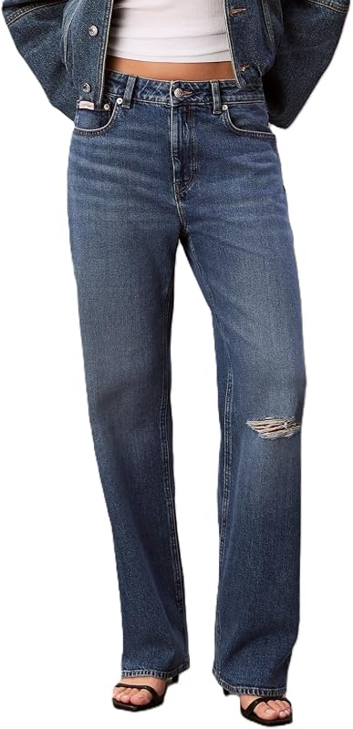 Womens 90s Straight Jeans