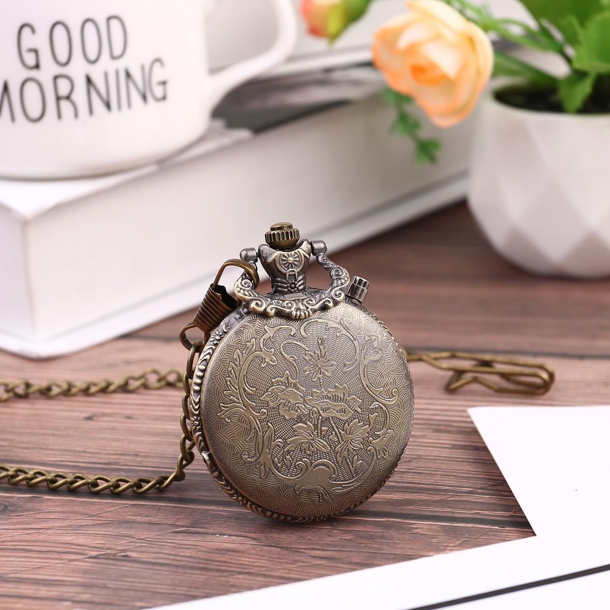 Uonlytech Vintage Pocket Watch Creative Locomotive Design with Luminous Flip Cover Brown Retro Pocket Watch for Men Casual Wear