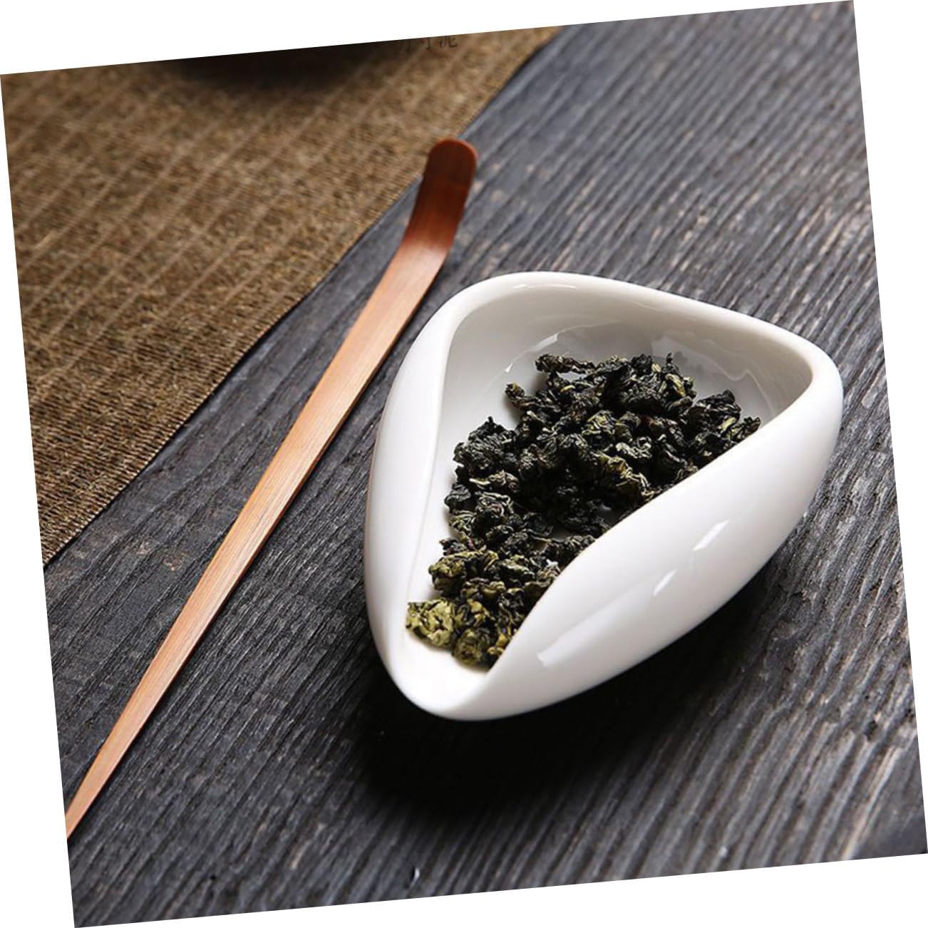 1Set Tea Leaf Vessel Delicate Loose Leaf Tea Spoon Display Plate for Chinese Tea Ceremony Elegant Design Portable for Tea Lovers and Home Decor