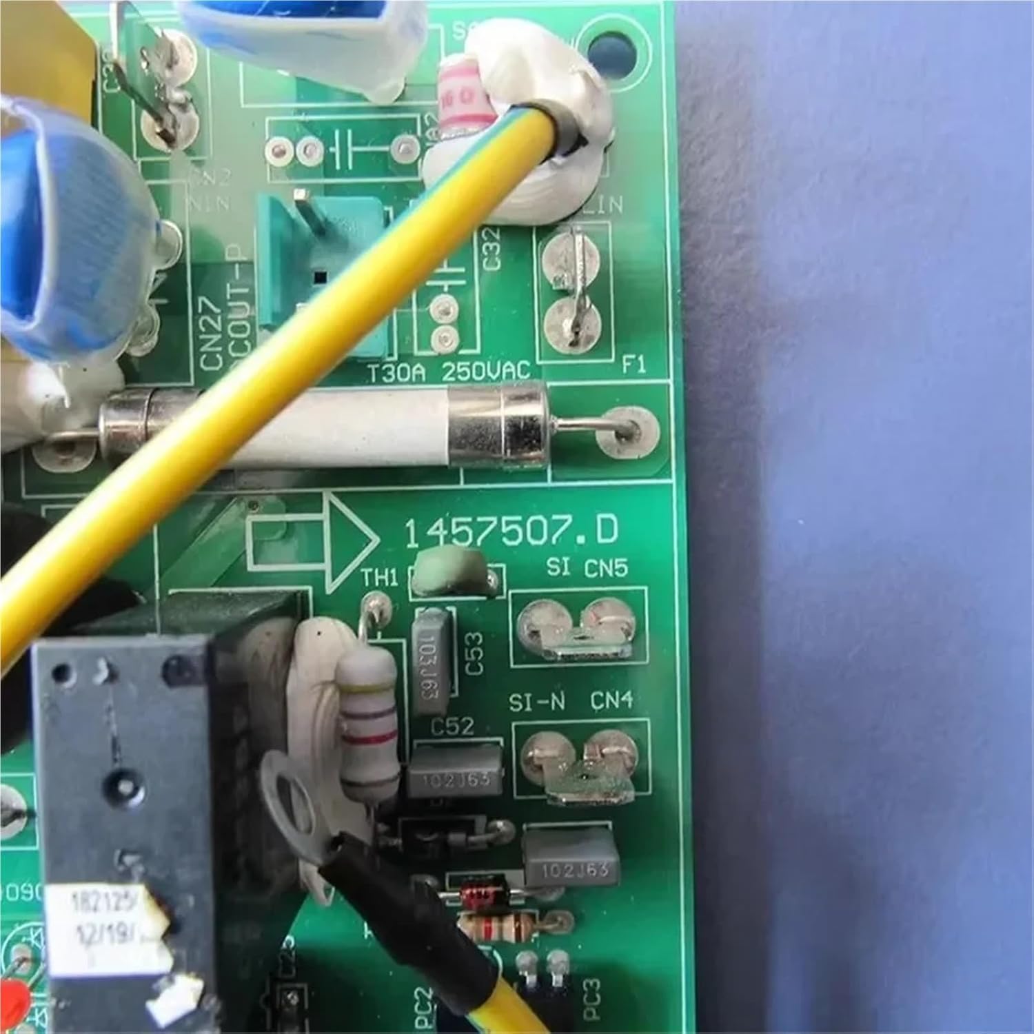 applicable for central air condition 1457507 .D PCB-HTSD035-140902 J-C-V03 1457507 .B 1518981 .D maincontrol