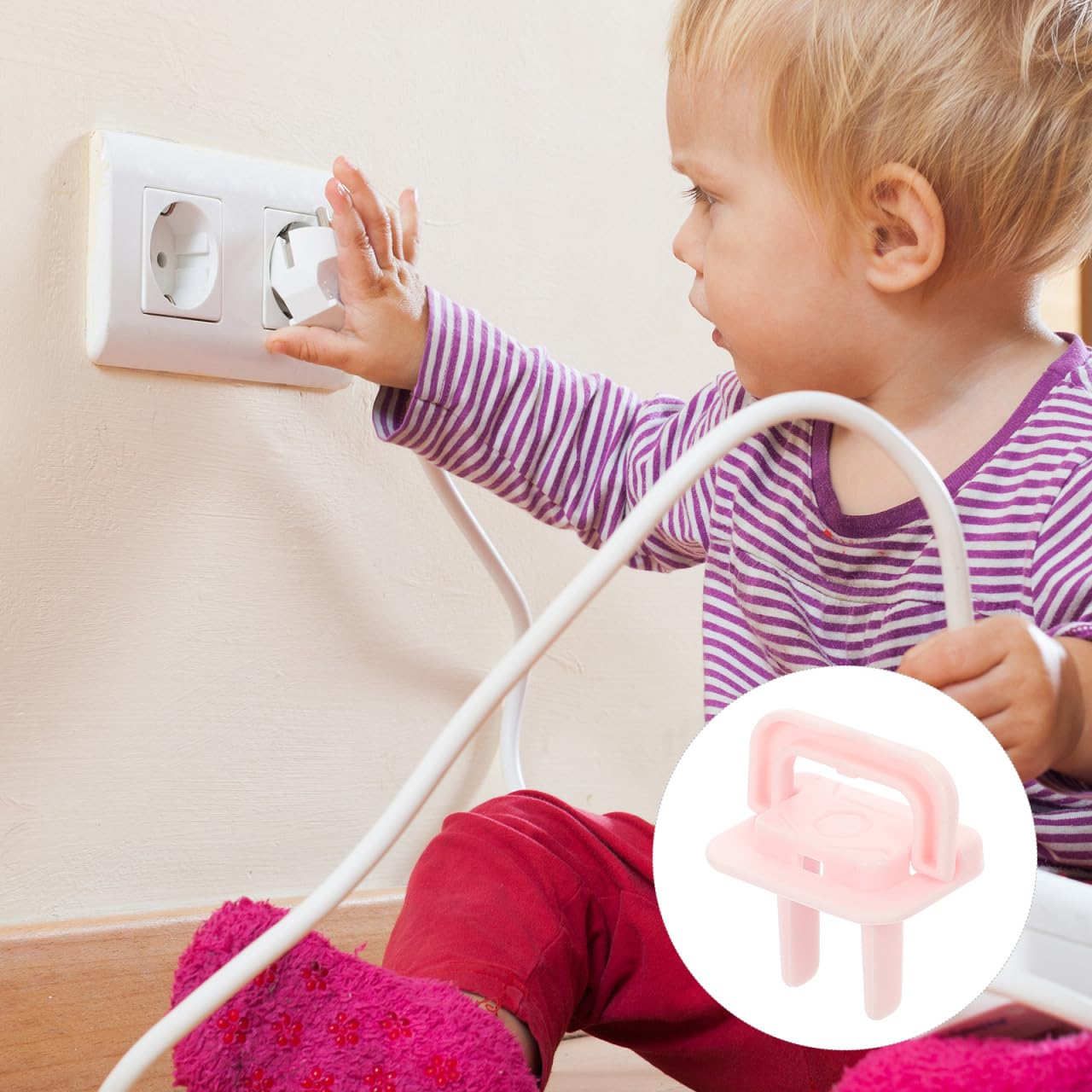 Sosoport 30Pcs Outlet Safety Covers Babyproof Socket Covers Childproof Electrical Outlet Plug Covers for Home and Office Protection