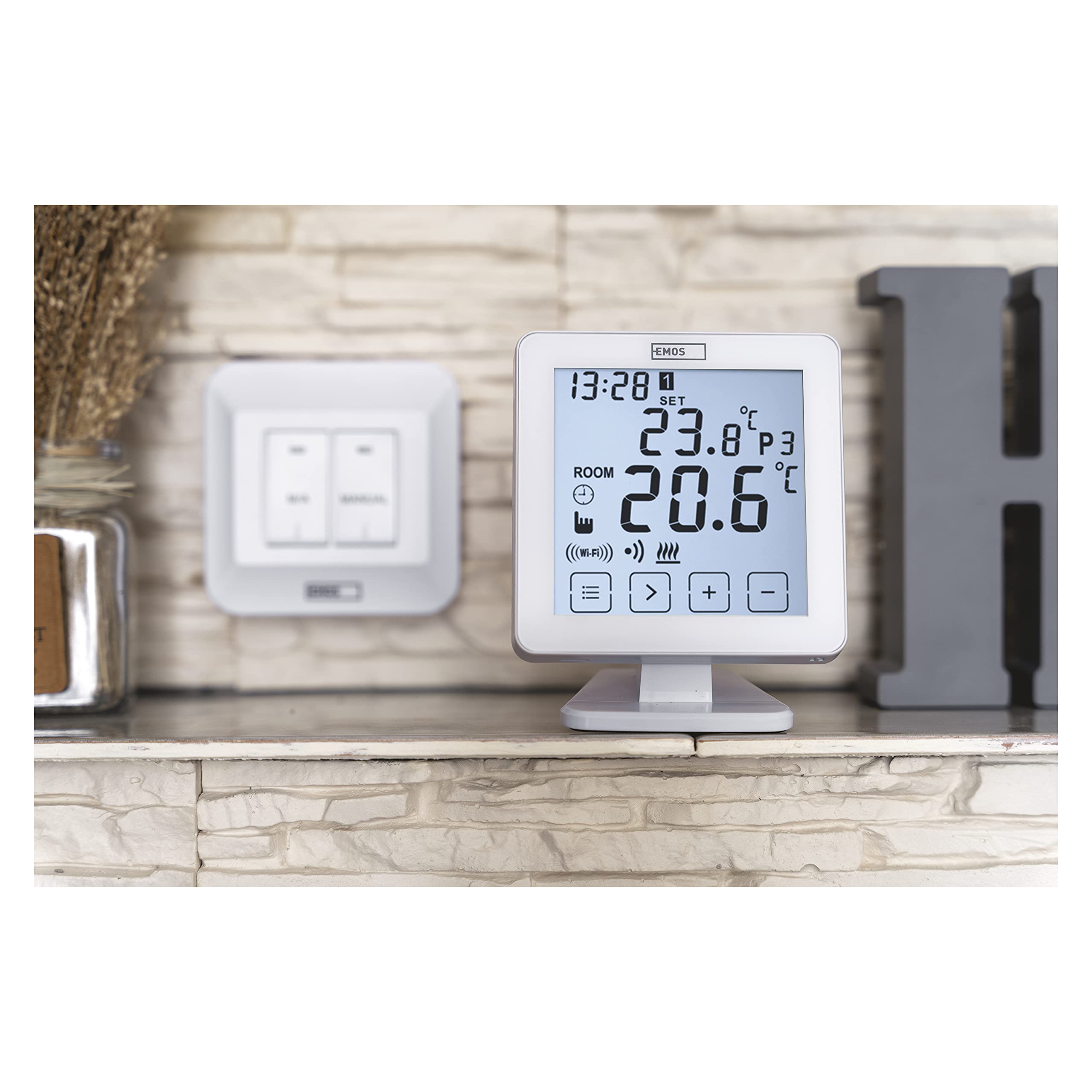 EMOS P5623 WiFi termostat pokojowy/programowalny inteligentny termostat do systemów ogrzewania, ogrzewania wody i systemów chłodzenia/regulator temperatury pomieszczenia z aplikacją sterowania iOS/Android, biały