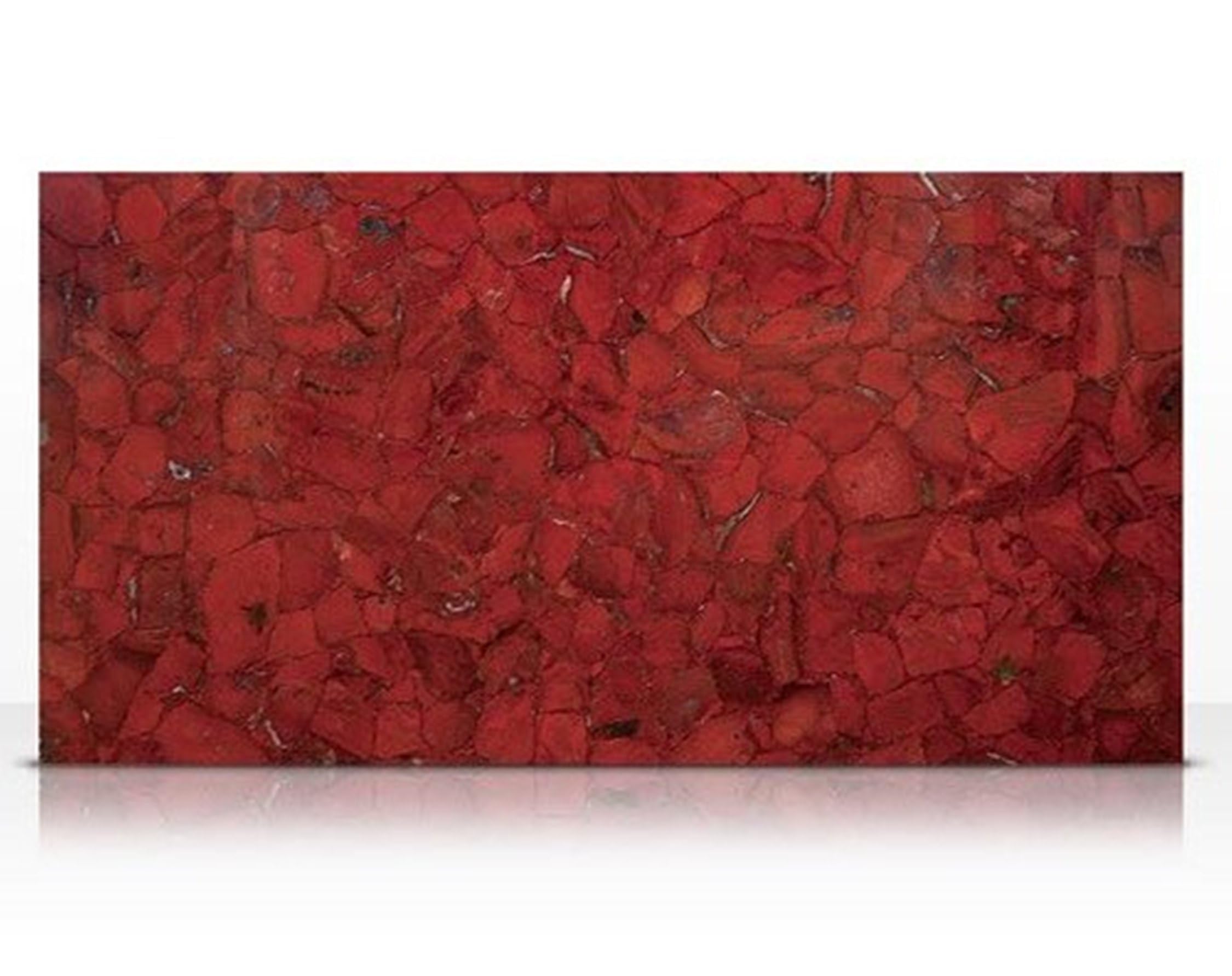 Table basse carrée en jaspe rouge et époxy : un supplément d'âme pour votre salon