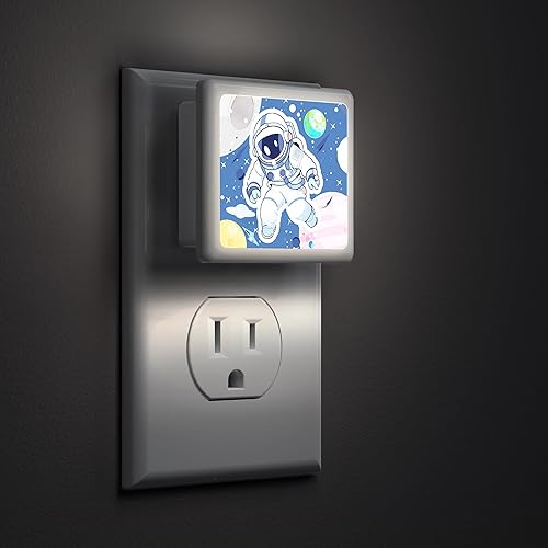 LOHAS - Luces nocturnas para niños enchufables a la pared, paquete de 2, luz nocturna LED de astronautas para niños, sensor de atardecer a amanecer,