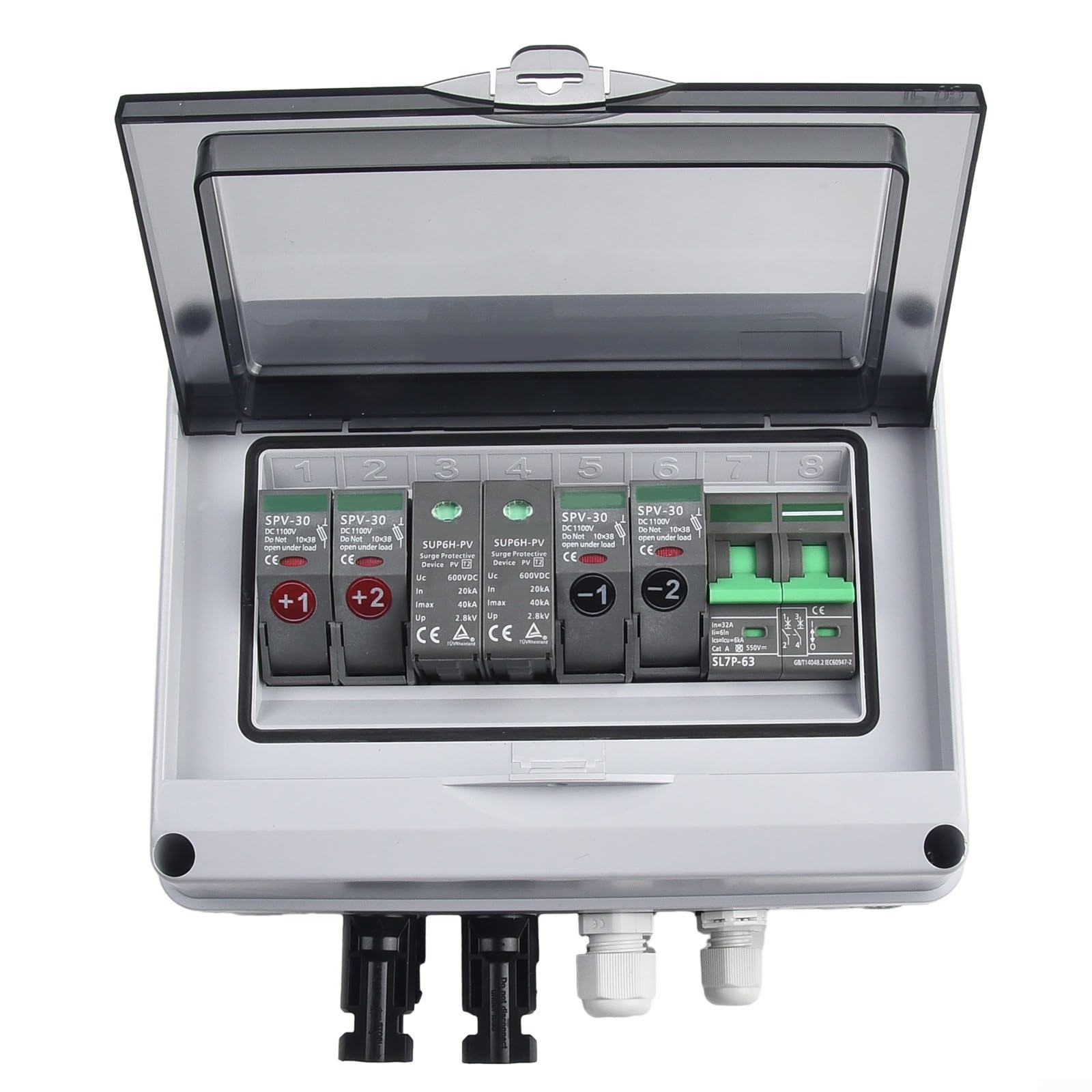 Scatola combinatrice fotovoltaica 2 in 1 out 550V con fusibile CC e MCB per uso esterno Protezione da sovratensione e sovraccarico per sistemi solari