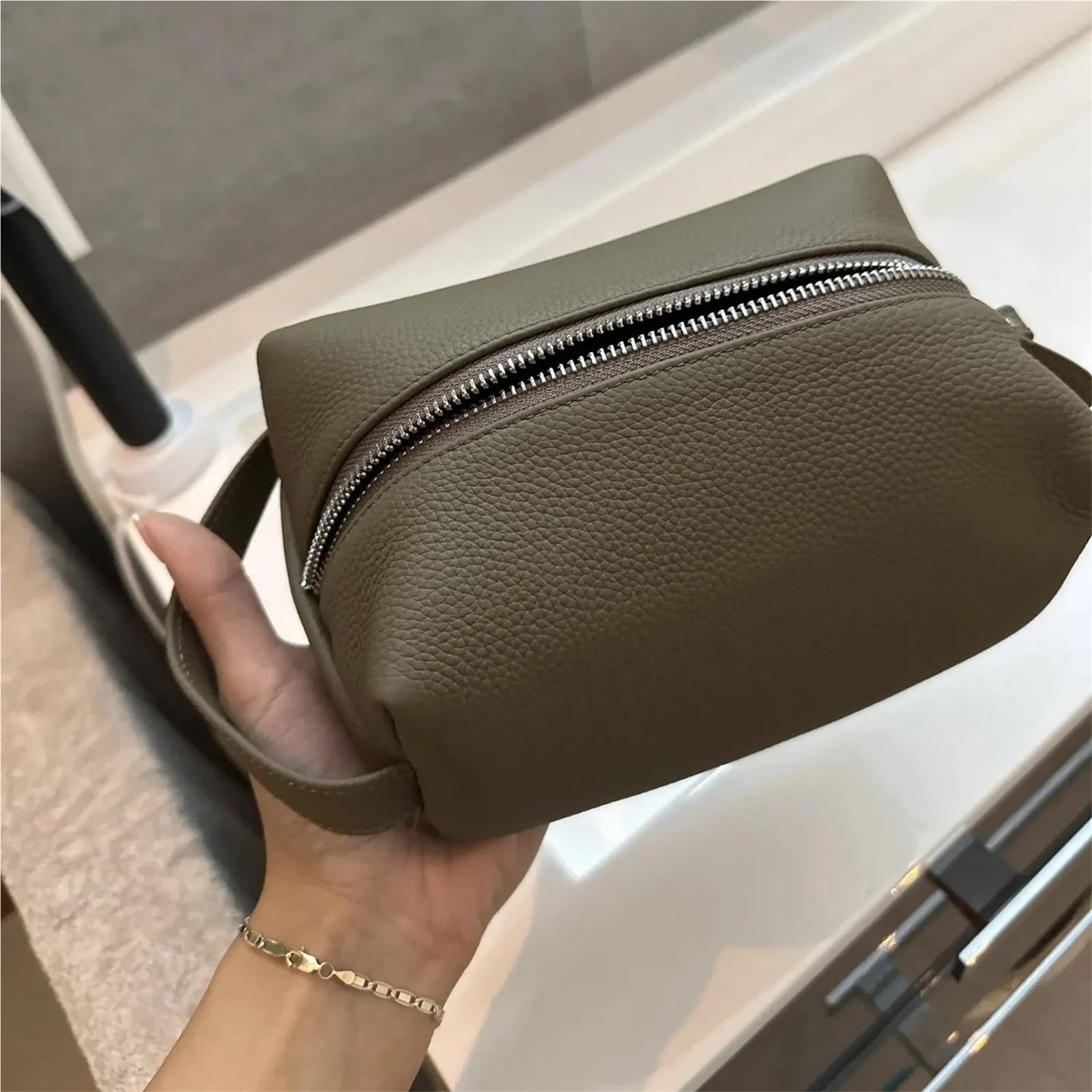 Pochette per il trucco Borsa da viaggio in pelle, grande capacità, portatile, for cosmetici, for donne e uomini(Light gray)