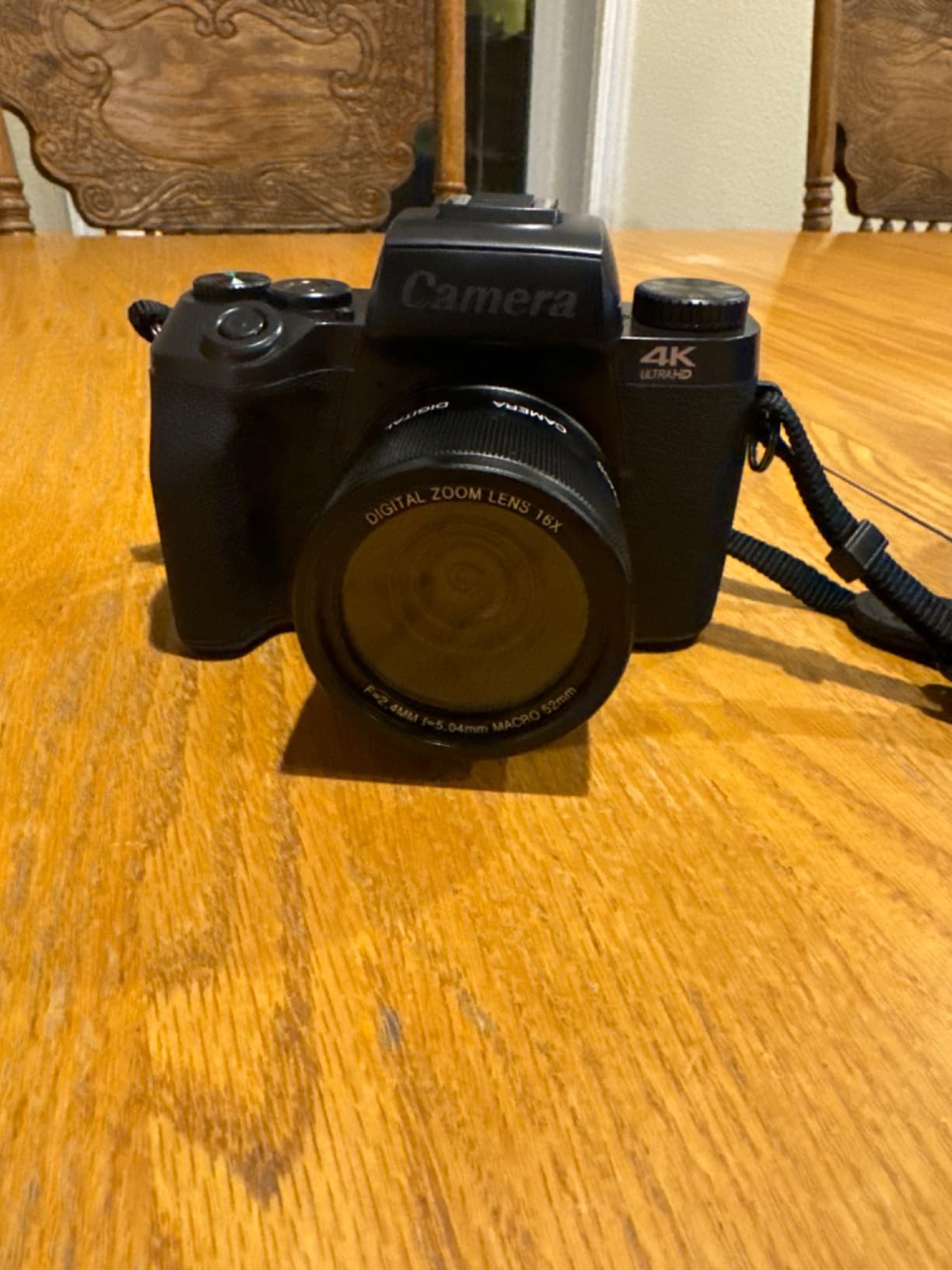 Gran cámara pero mala calidad de sonido.