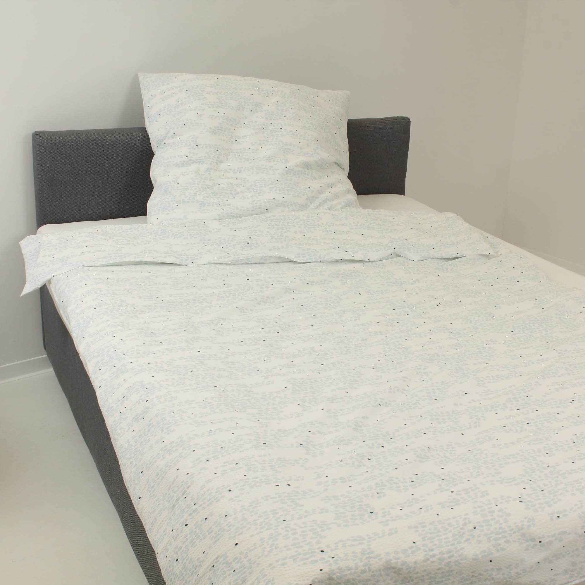 Hans-Textil-ShopSeersucker Bed Linen 135 x 200 cm + 80 x 80 cm Dots Blue Green - Cotton Summer Easy Care Non-Iron Bedroom Set Decoration