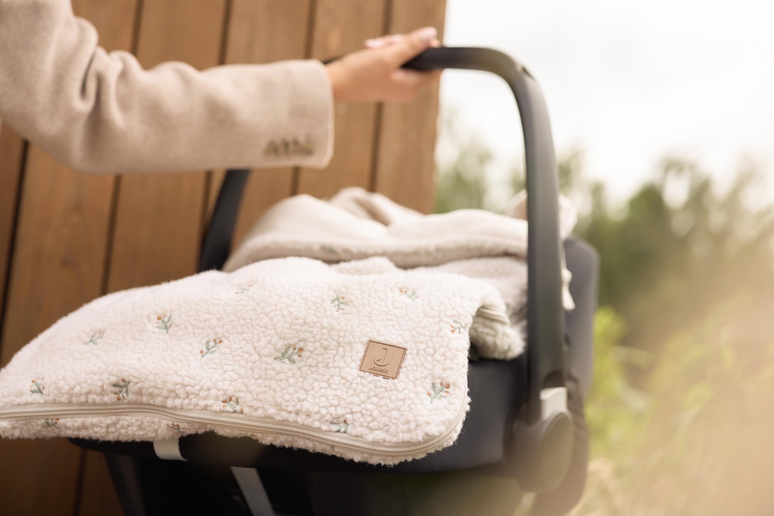 Jollein Fußsack Teddy Lovely Babyschale Kinderautositz Gruppe 0+ Kinderwagen 3-Punkt 5-Punkt Gurt