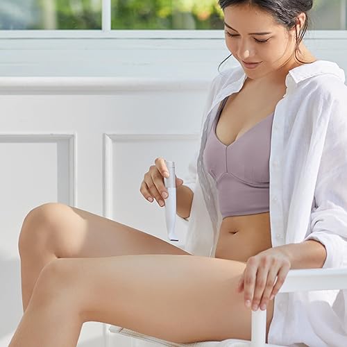 Miniatura 10 de Panasonic Recortadora y afeitadora de bikini para mujer con 4 accesorios para un aseo rápido y fácil en áreas íntimas, uso húmedoseco, maquinilla de