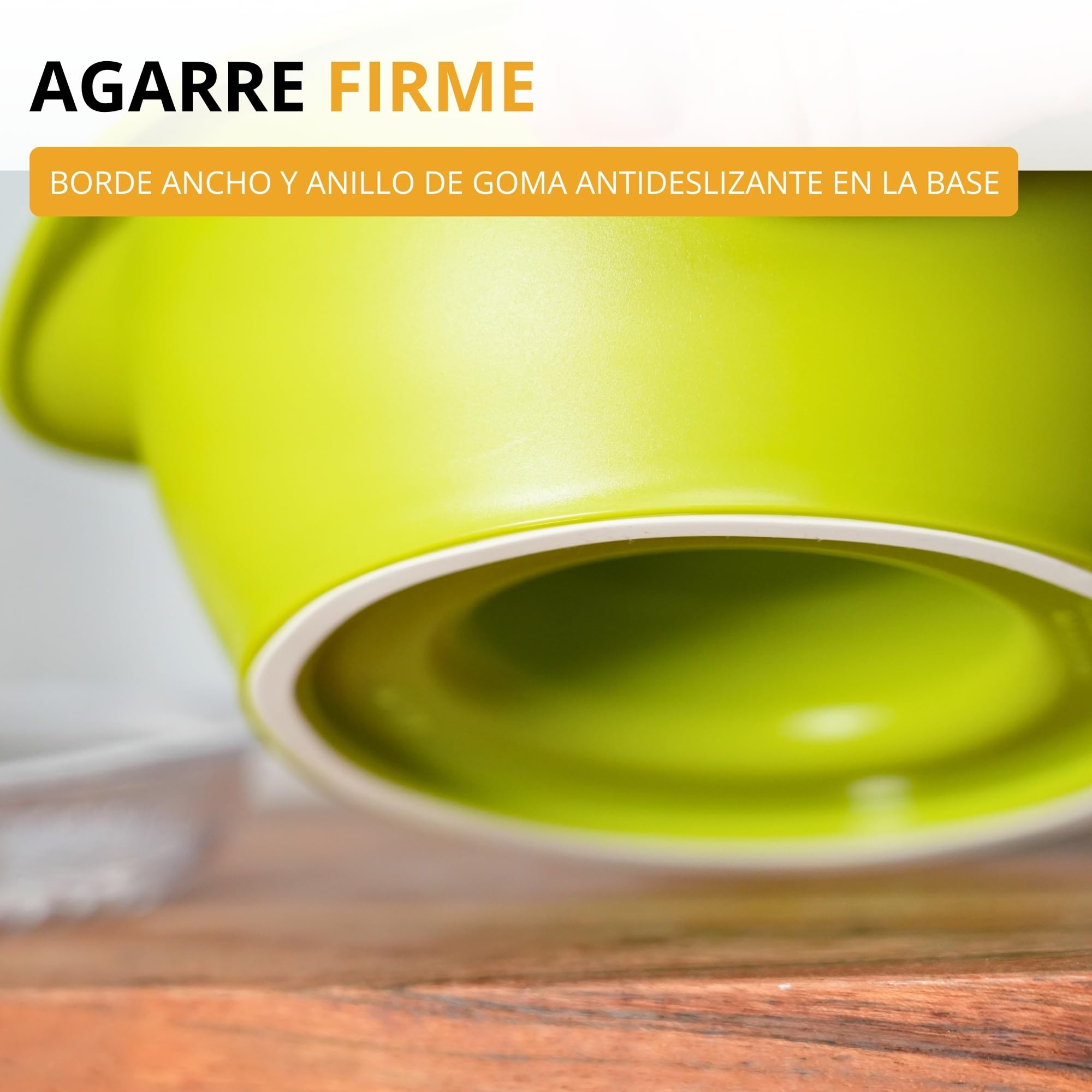 Westmark Exprimidor de limón/cítricos con recipiente, Diámetro: 18,7 cm, Capacidad: 0,5 litros, Plástico, Limetta, Verde manzana, 3091227A