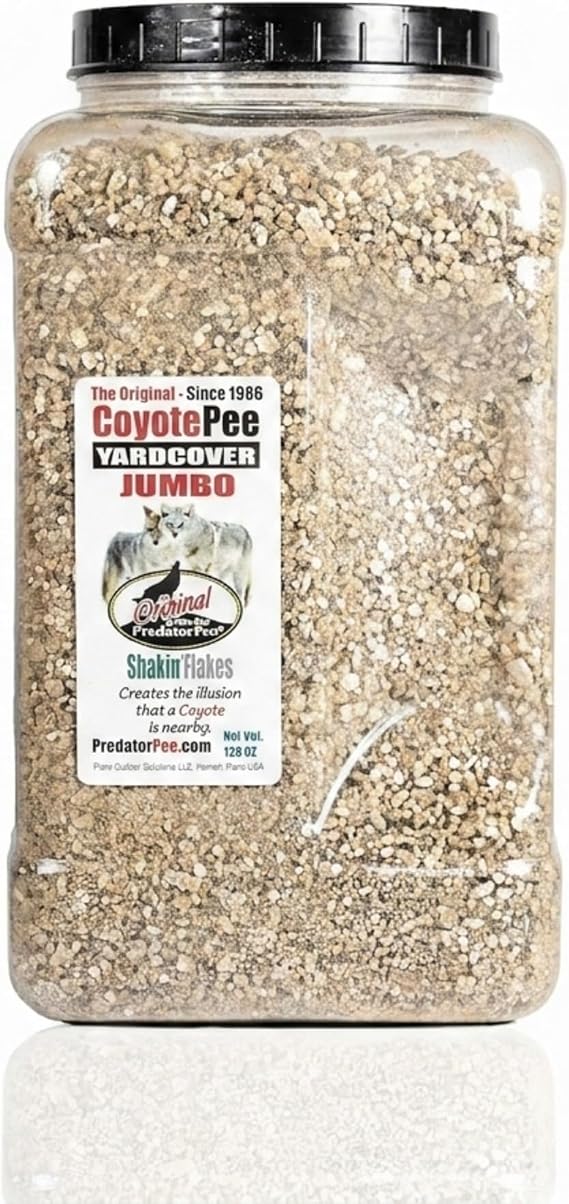 PredatorPee CoyotePee YardCover Shakin Flakes Easy Spread Granules 128 oz
