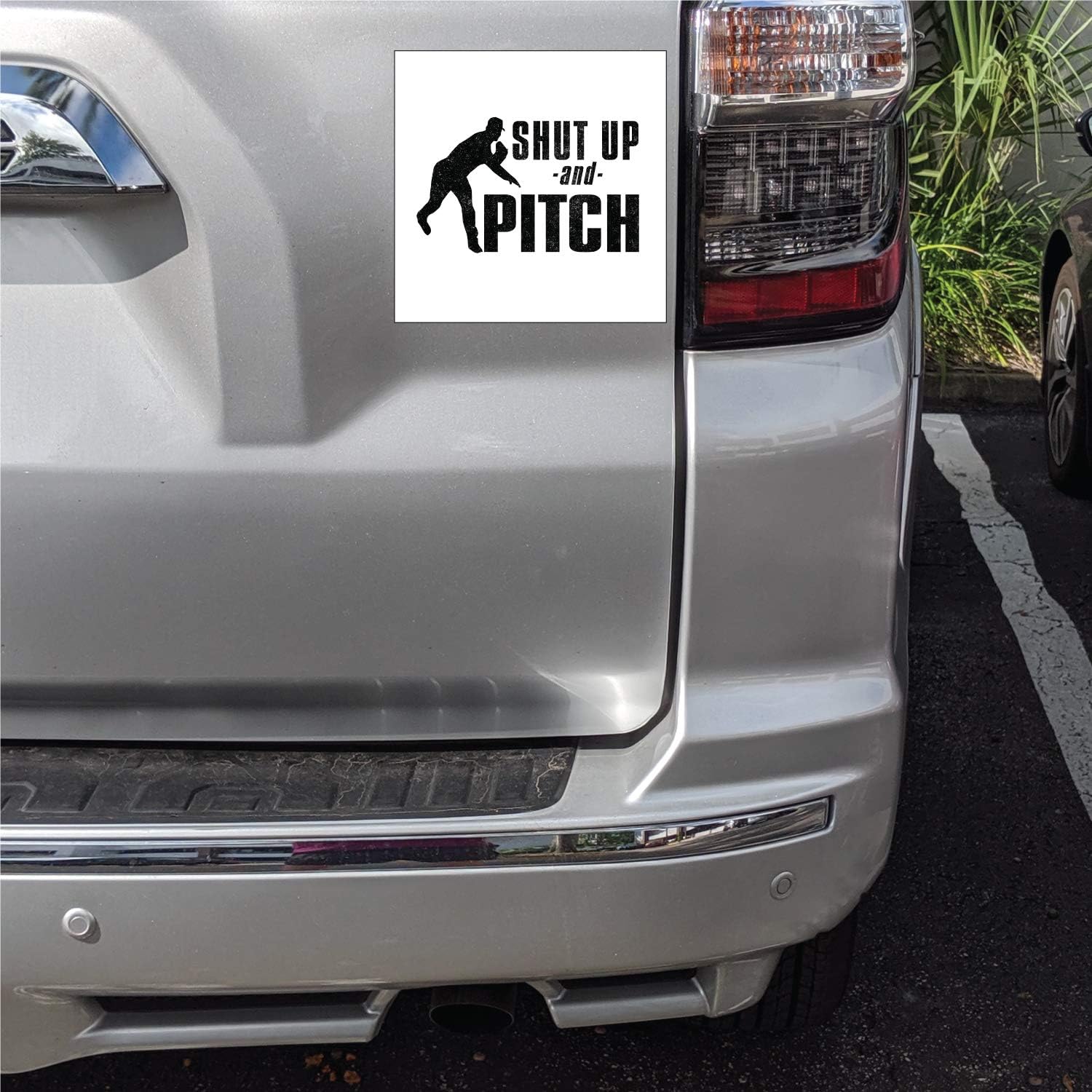 DistinctInk カスタムバンパーステッカー - 7.62cm x 7.62cm 装飾デカール - 白背景 - Shut Up