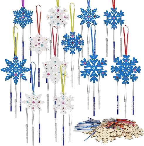 Paquete de 12 carillones de viento para niños, kits de manualidades de Navidad, copos de nieve, campanillas de viento sin terminar de madera,