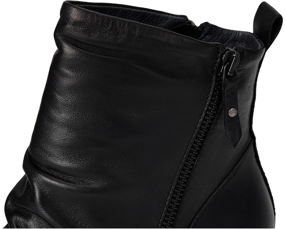 Miz Mooz Juliena Boots - Right View