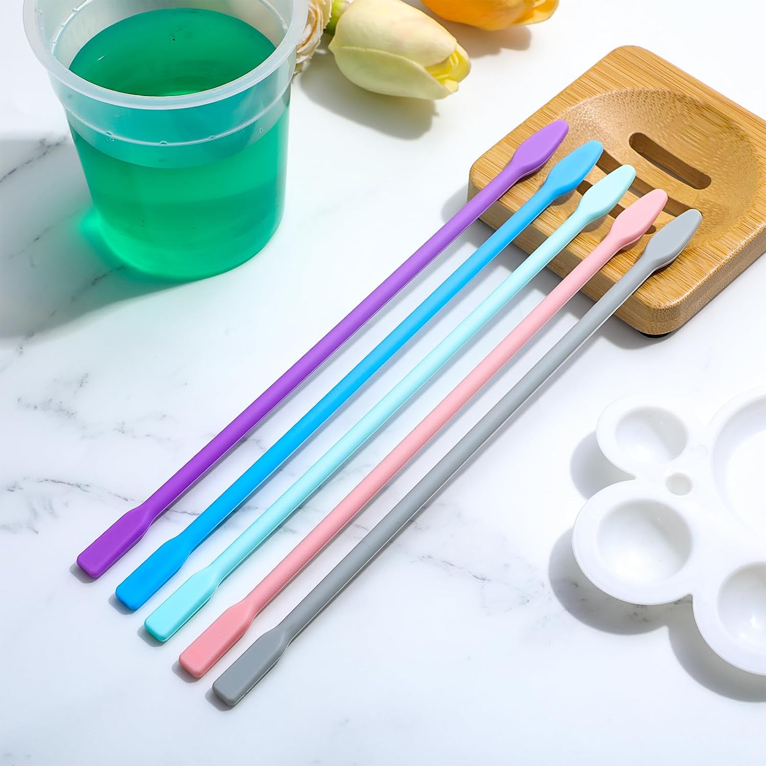 Xindojuz 5 PCS Silicone Wax Stick, 7.8 Inch Reusable Epoxy Stir Sticks Resin Supplies Spatula Waxing Applicator, Craft Tools for Paint Liquid Making Glitter Tumblers Art DIY Projects (5 Colors)