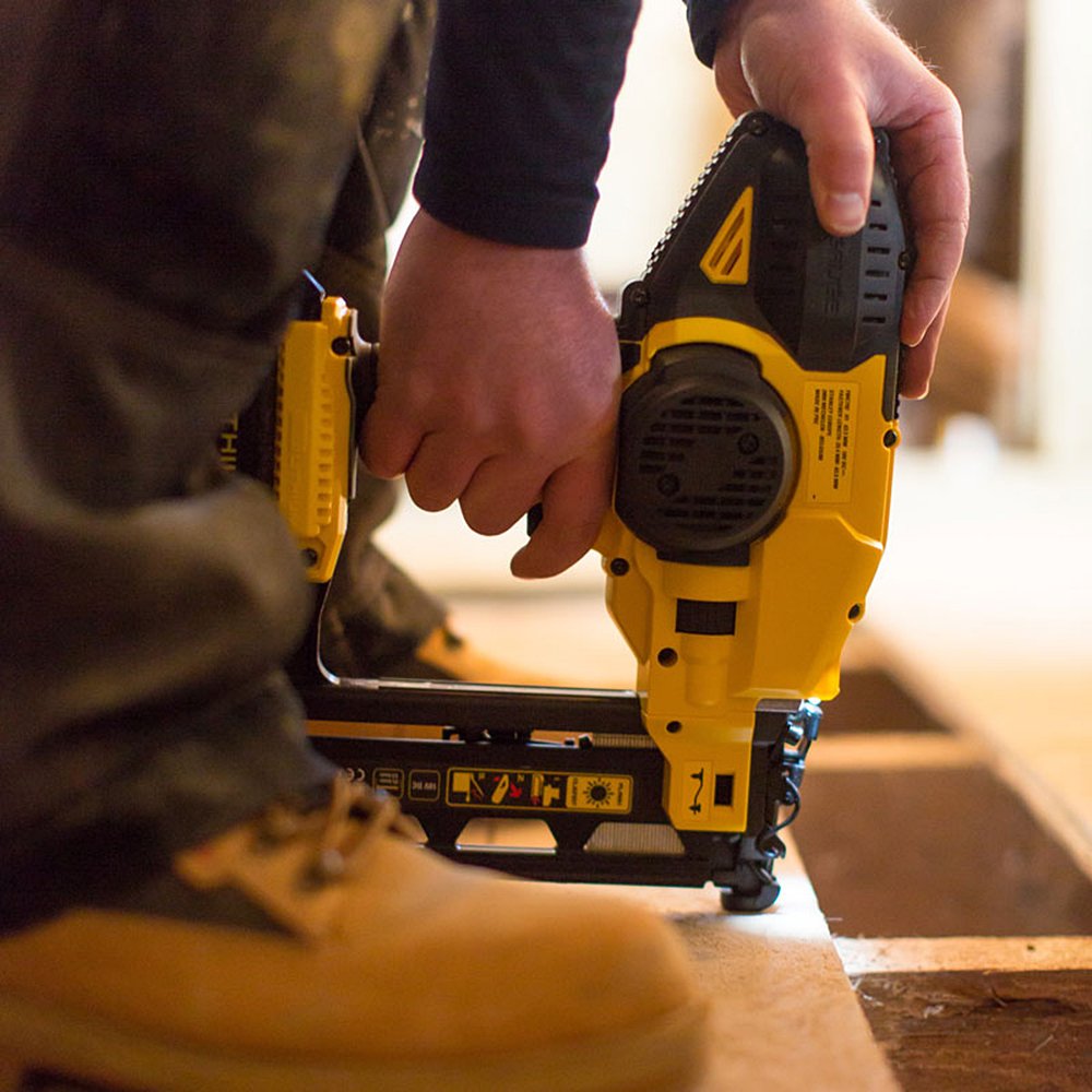 Stanley FMC792D2-QW Clavadora, 64 mm