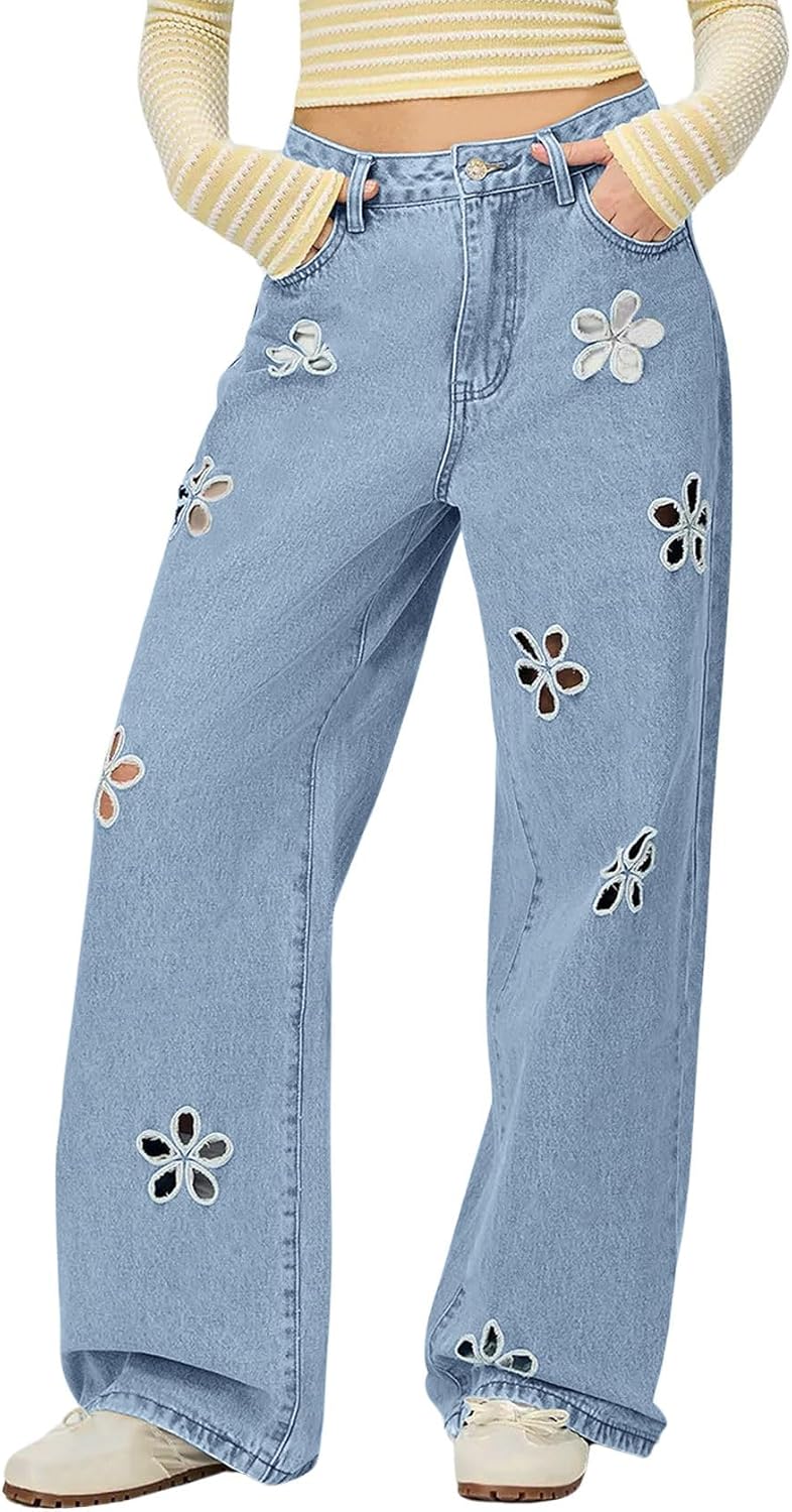 chouyatou Women's Y2k Baggy Wide Leg Denim Pants Hollow Out Flower Boyfriend Mid Rise Barrel Jeans with Pockets