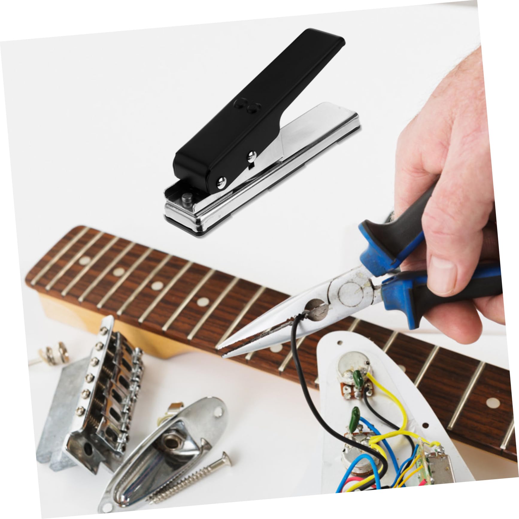 BESTonZON Gitarren zur Herstellung Personalisierter Gitarrenplektren Stanze Plektrum aus Metall und Kunststoff Stabiles Selbstgemacht aus Alten Karten