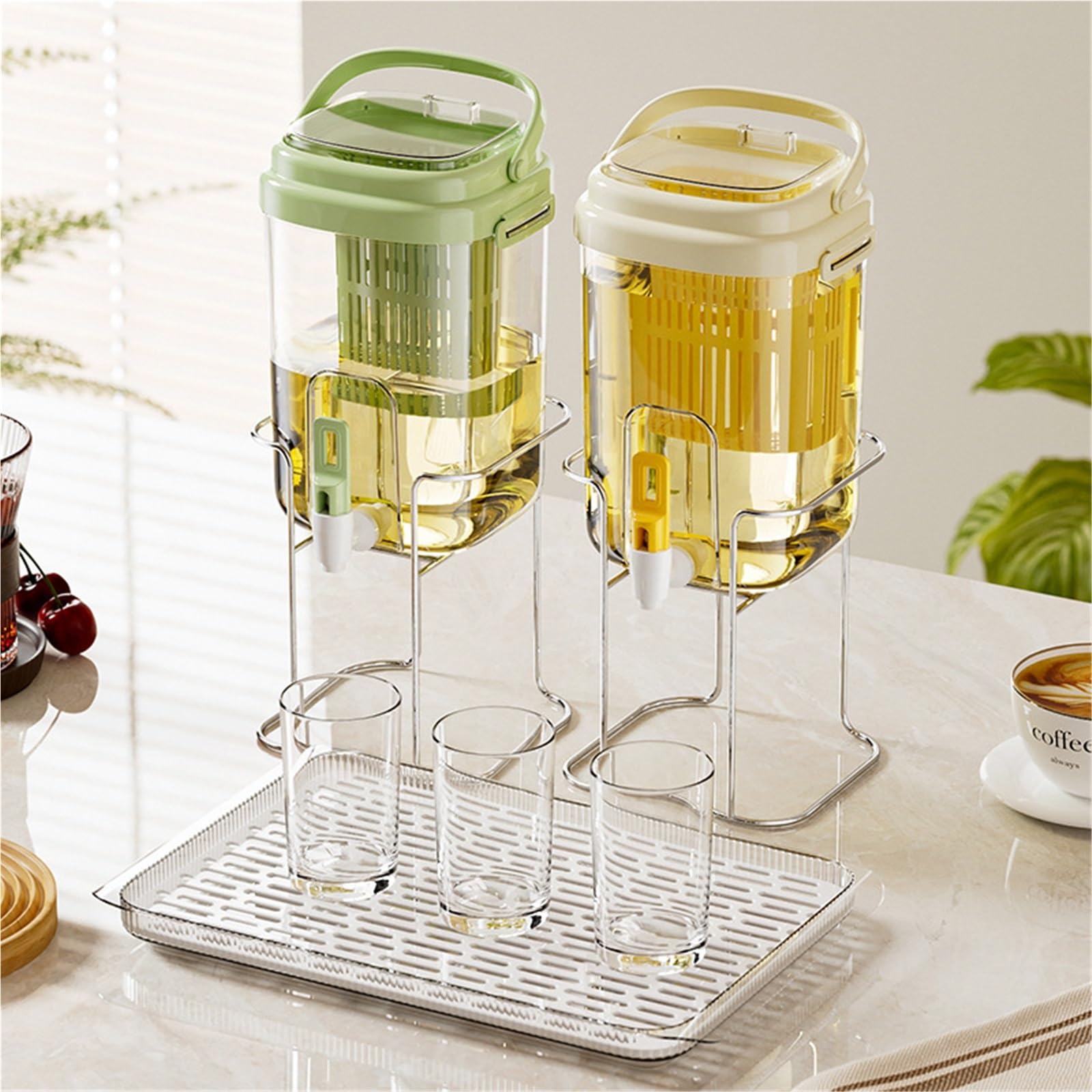 getränke spender Kühlschrank-Wasserkrug mit Ausgießer und Fruchtsieb, 2 l Kaltgetränkespender mit Griff for Saft, Tee, Zitronenwasser kunststoff(Geel)