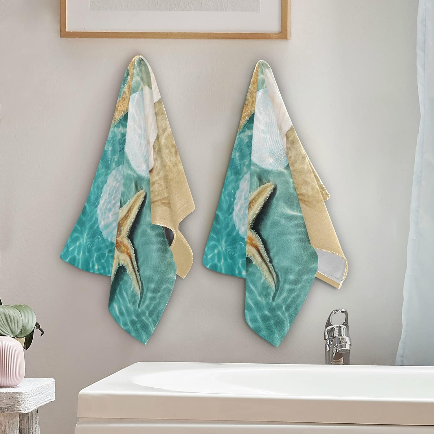 SUABO Seashell Starfish Towels Set of 2 Hand Towel Absorbent Face Towel Soft Dish Towels for Gym Bath Kitchen Decor 28x14 Inches