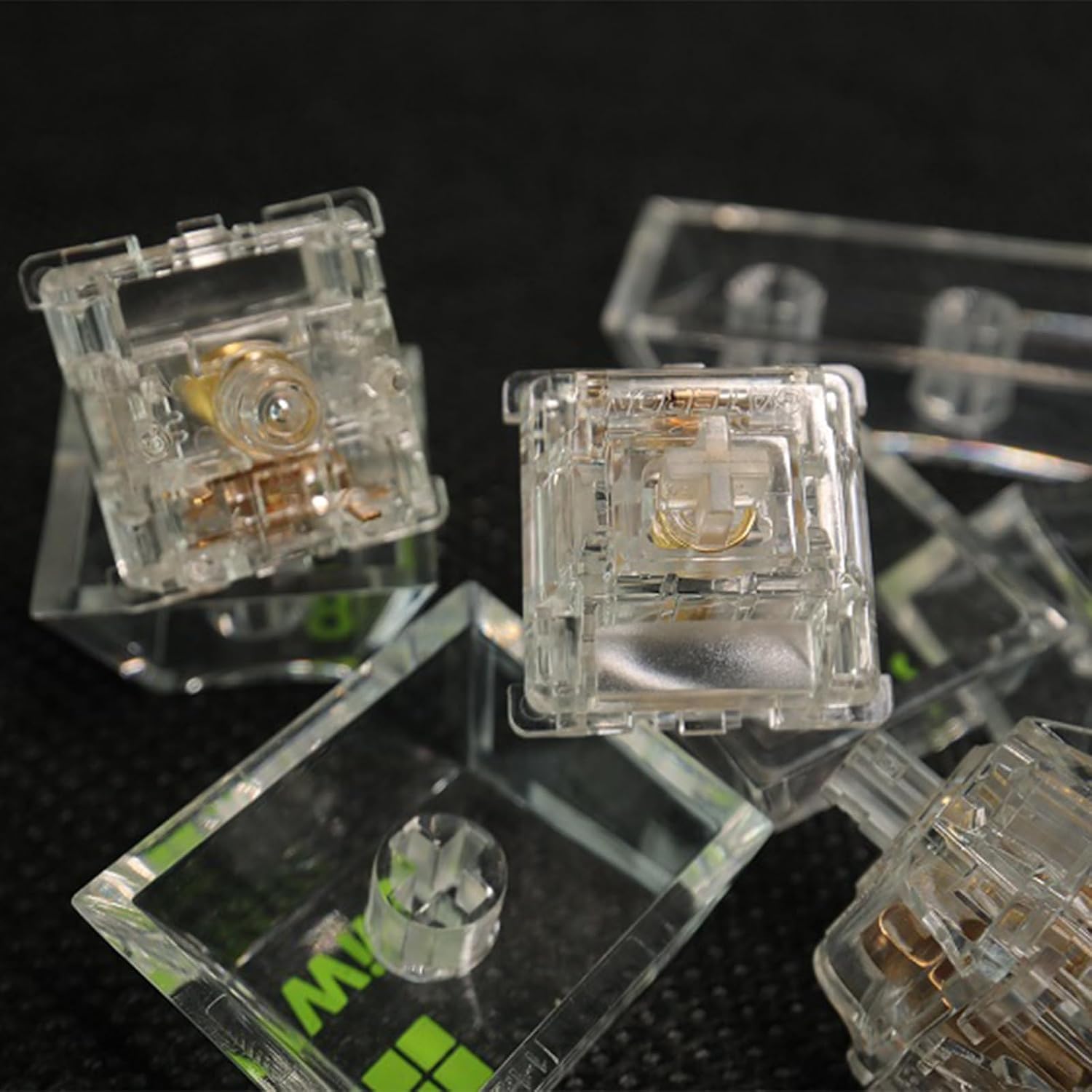 GATERON New North Pole 2.0 Yellow Keyboard Switches, Linear RGB LED Pre Lubed 5 Pins 55gf Key Switches Set for MX Mechanical Keyboard (35PCS)